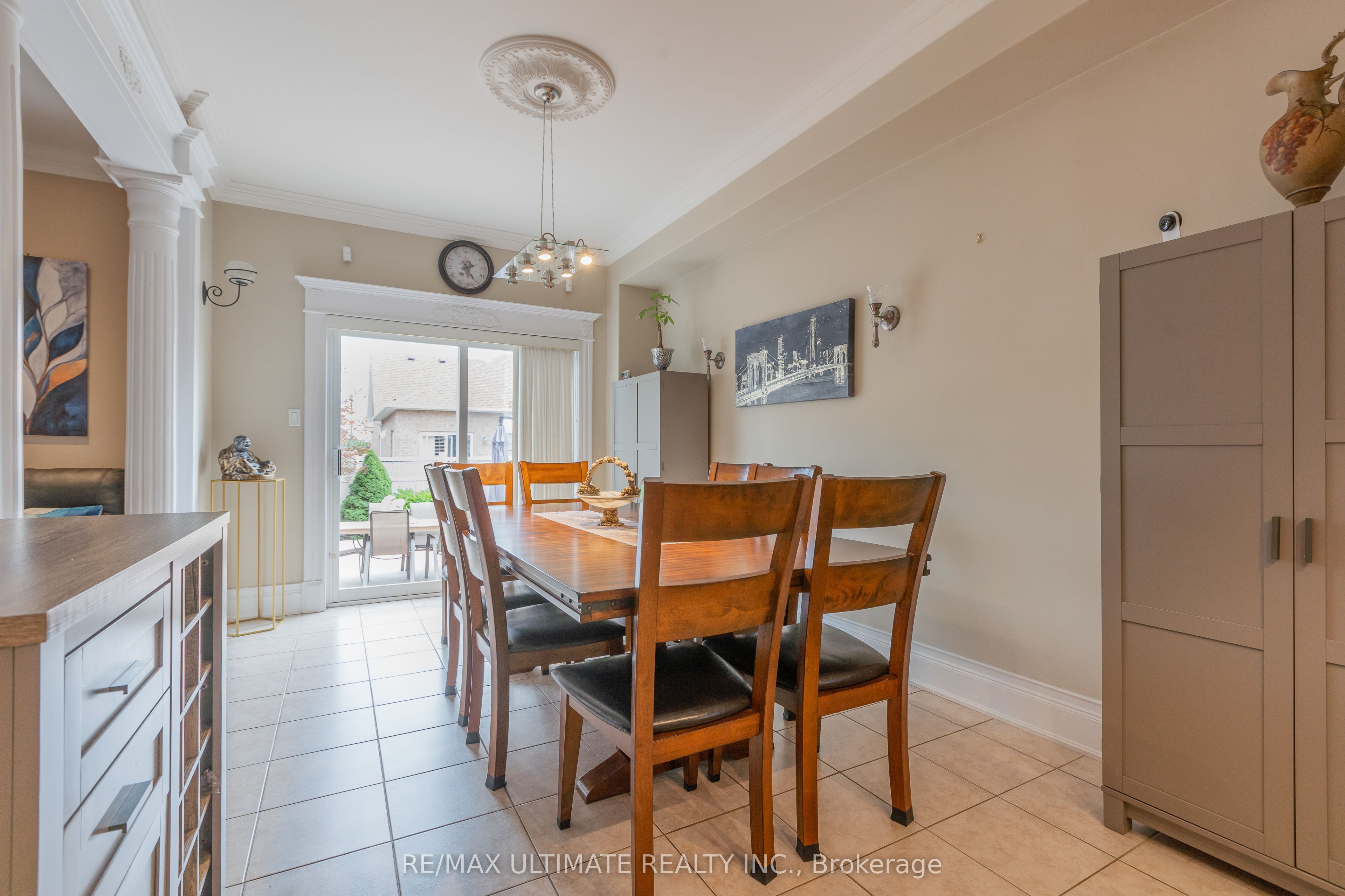 15 Ozner Crescent Property Photo 14