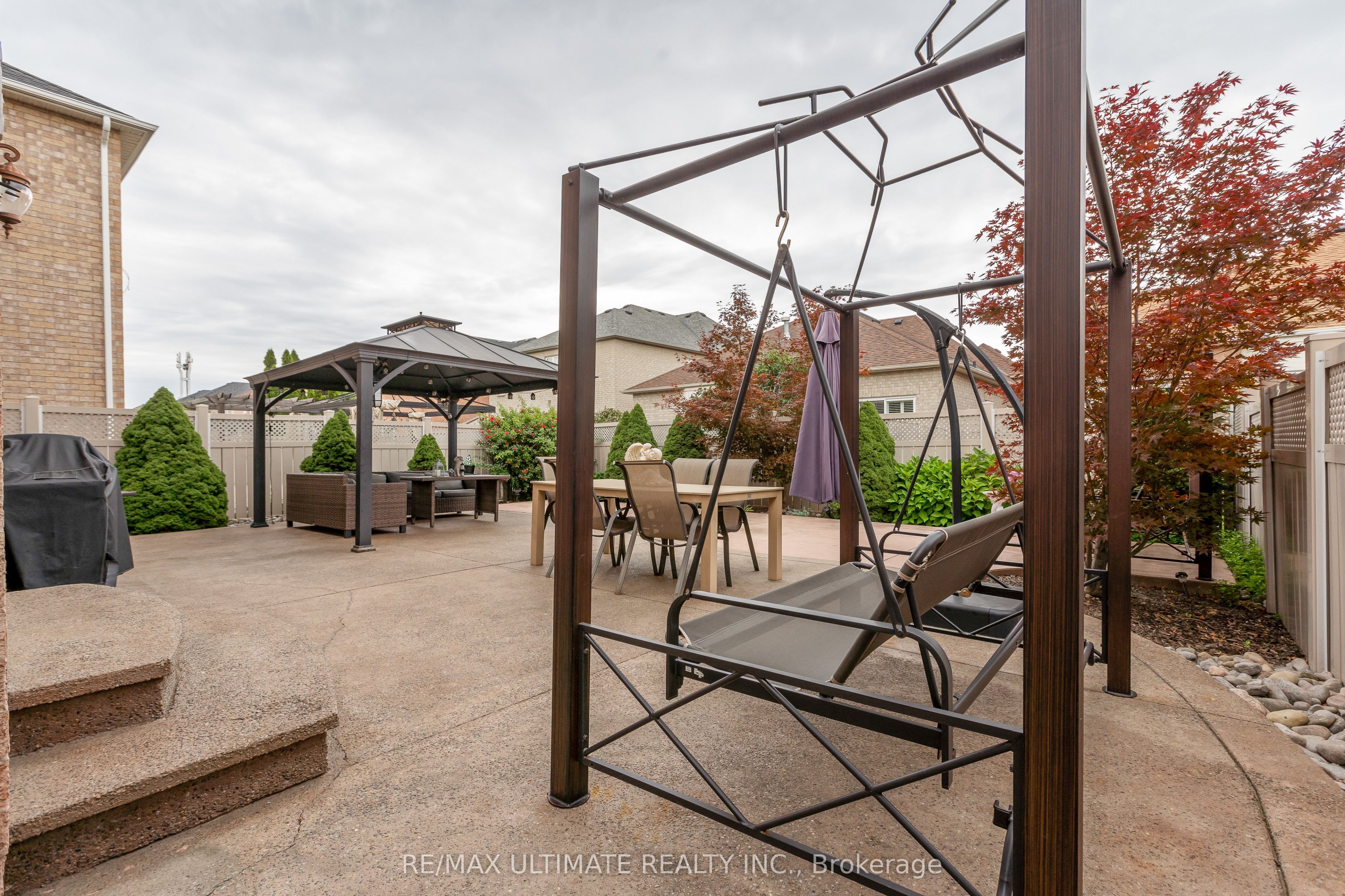 15 Ozner Crescent Property Photo 42