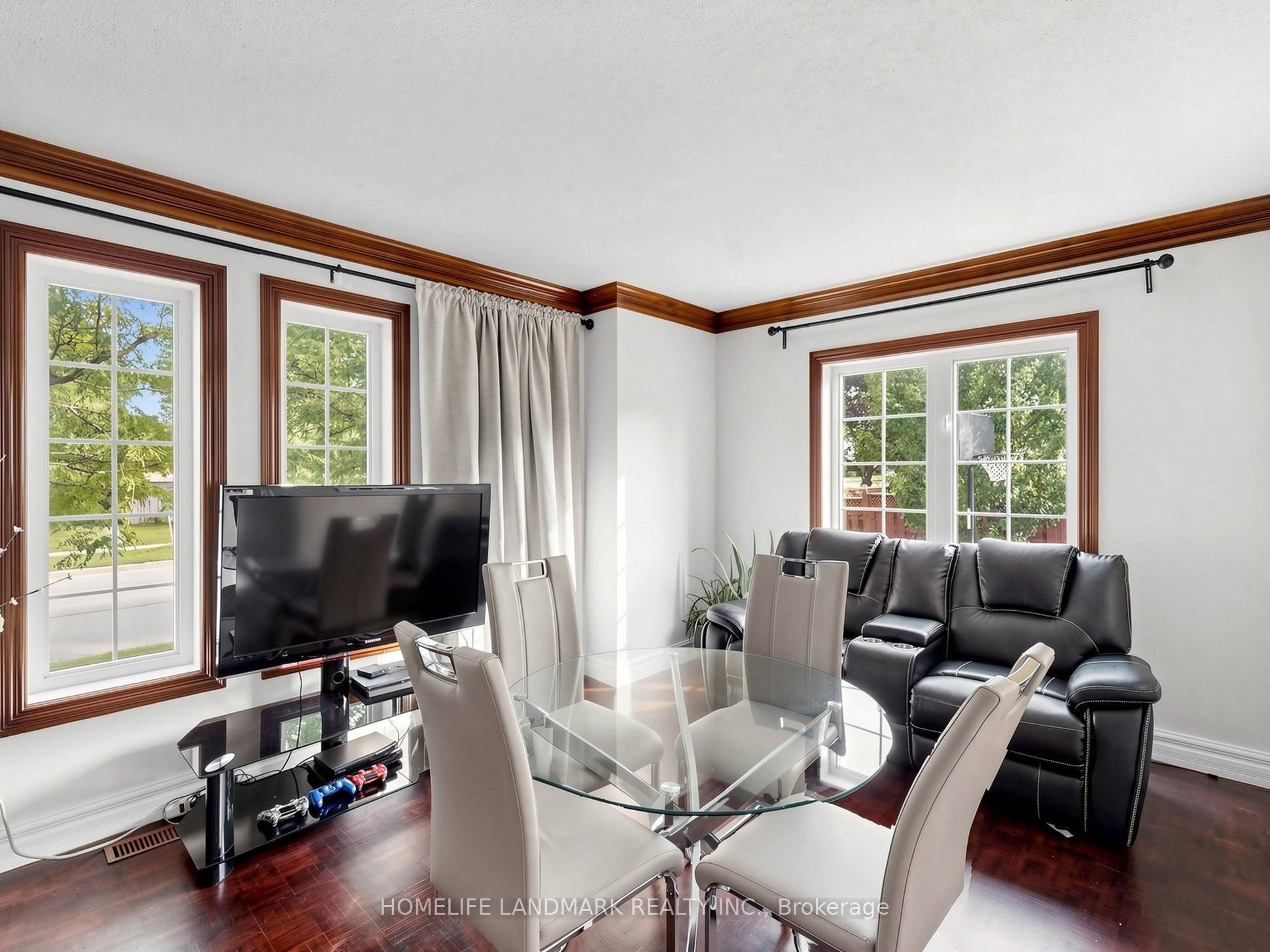 2 Casabel Drive Property Photo 10