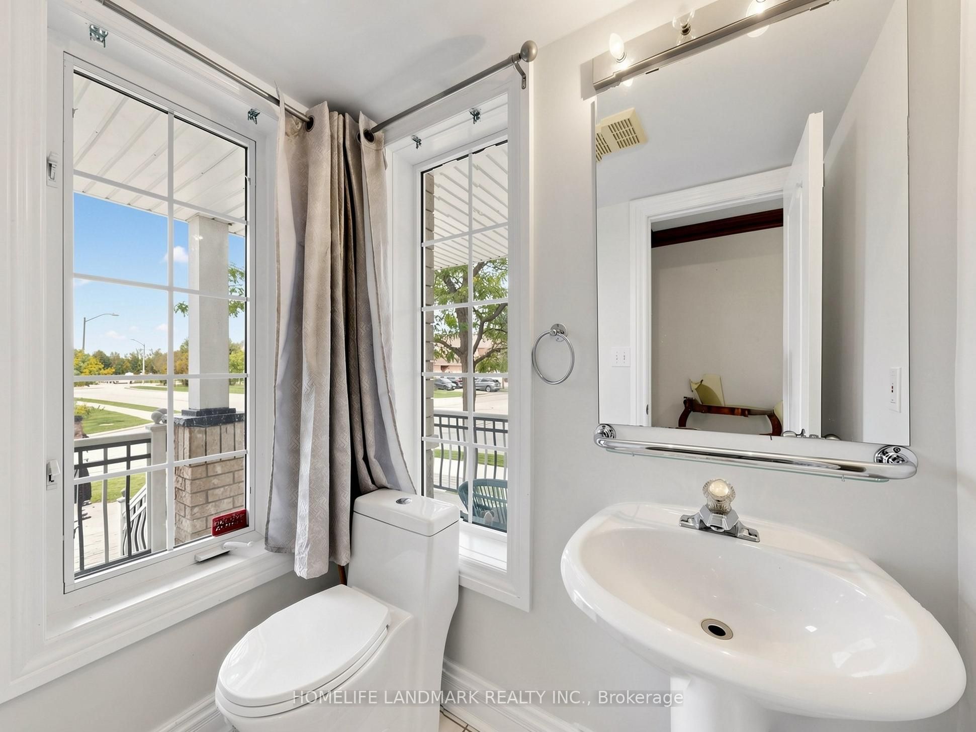 2 Casabel Drive Property Photo 15