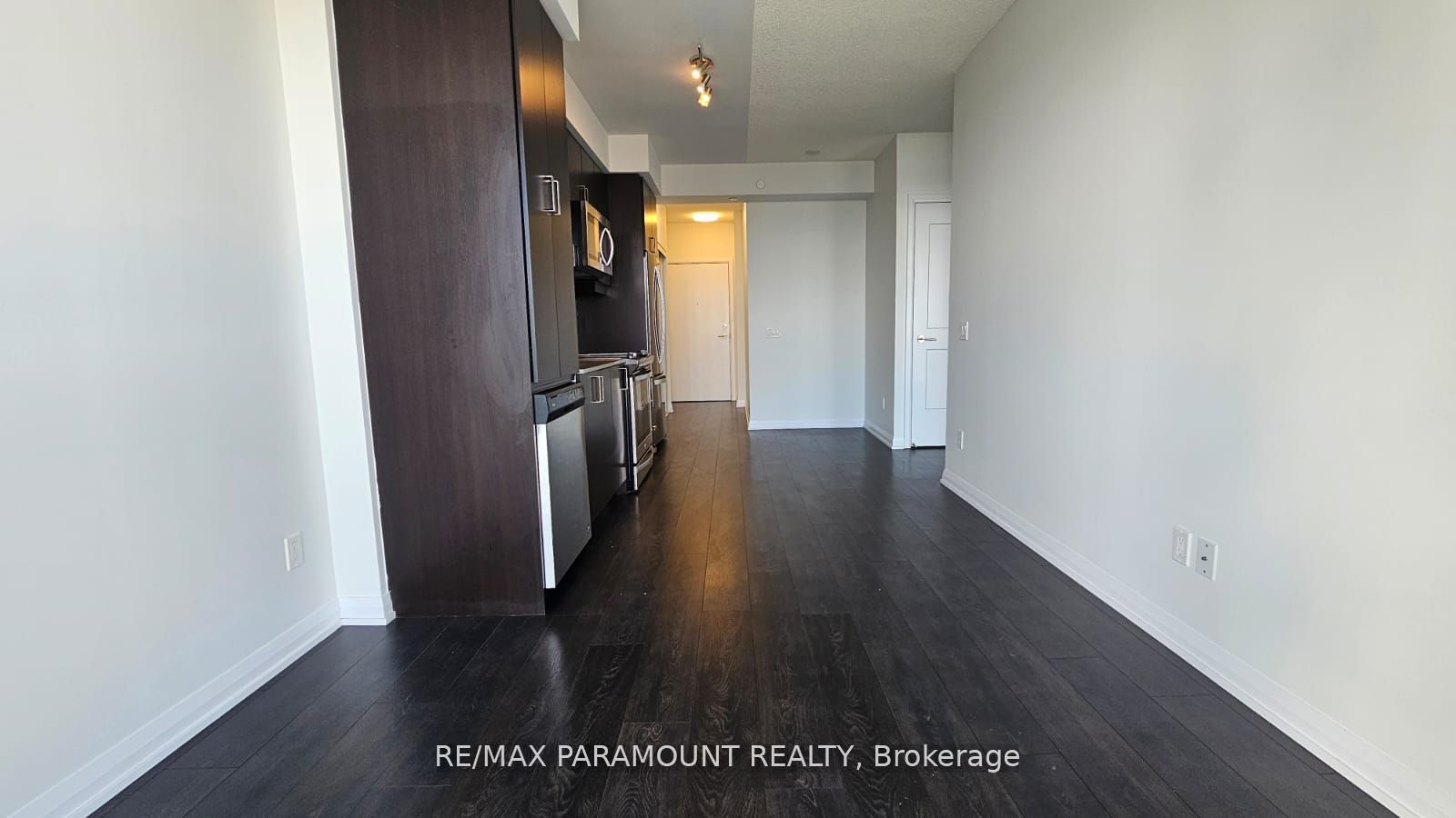 7895 Jane Street 1501 Property Photo 11