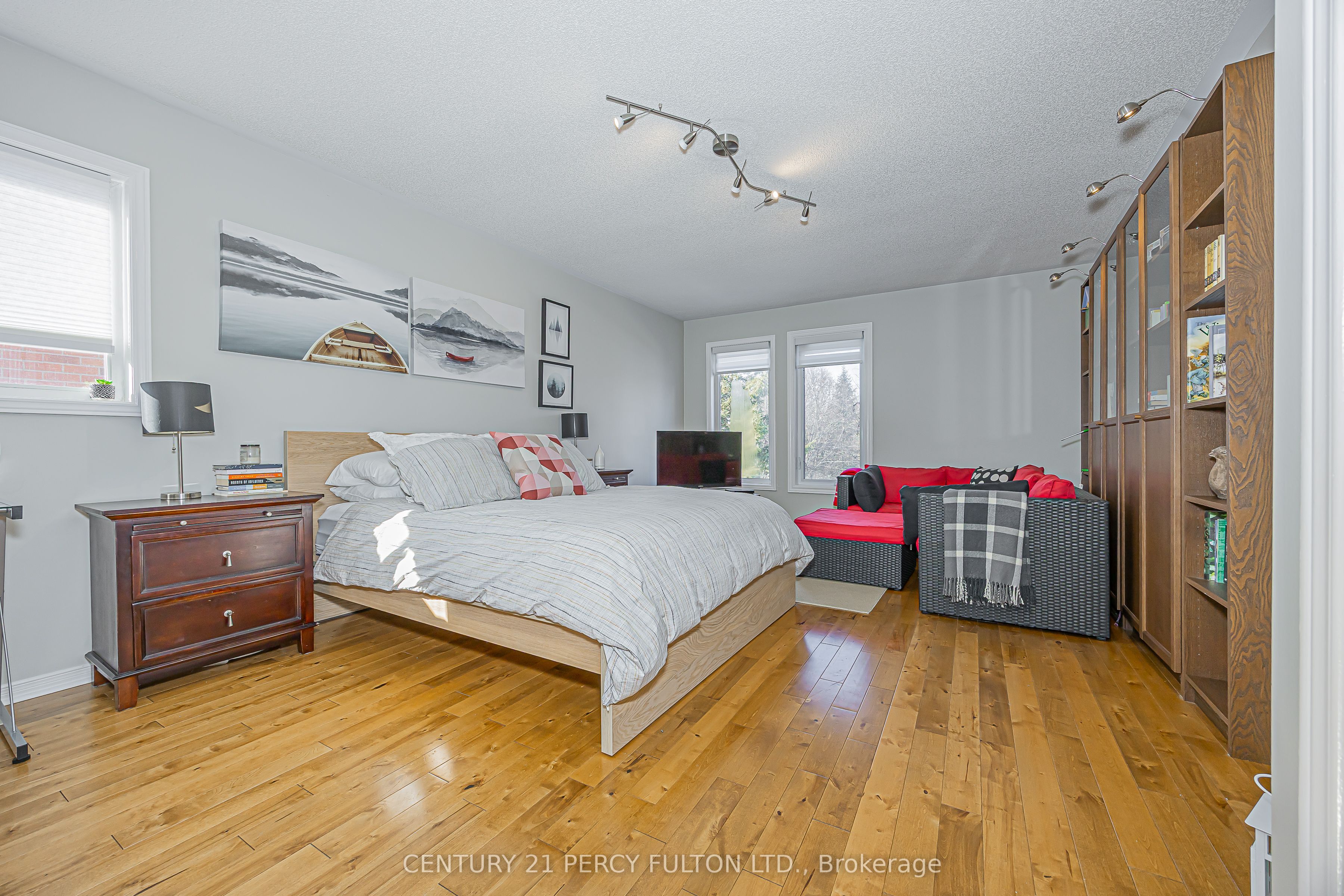 84 Loraview Lane Property Photo 11