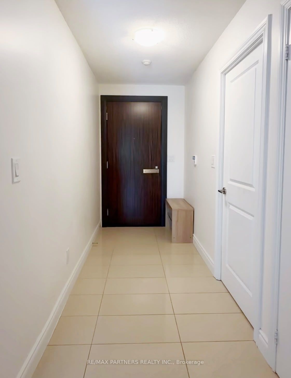 233 South Park Road 315 Property Photo 1