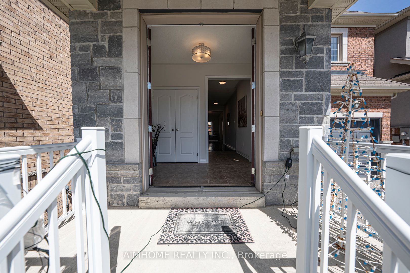 223 Emma Broadbent Court Property Photo 3