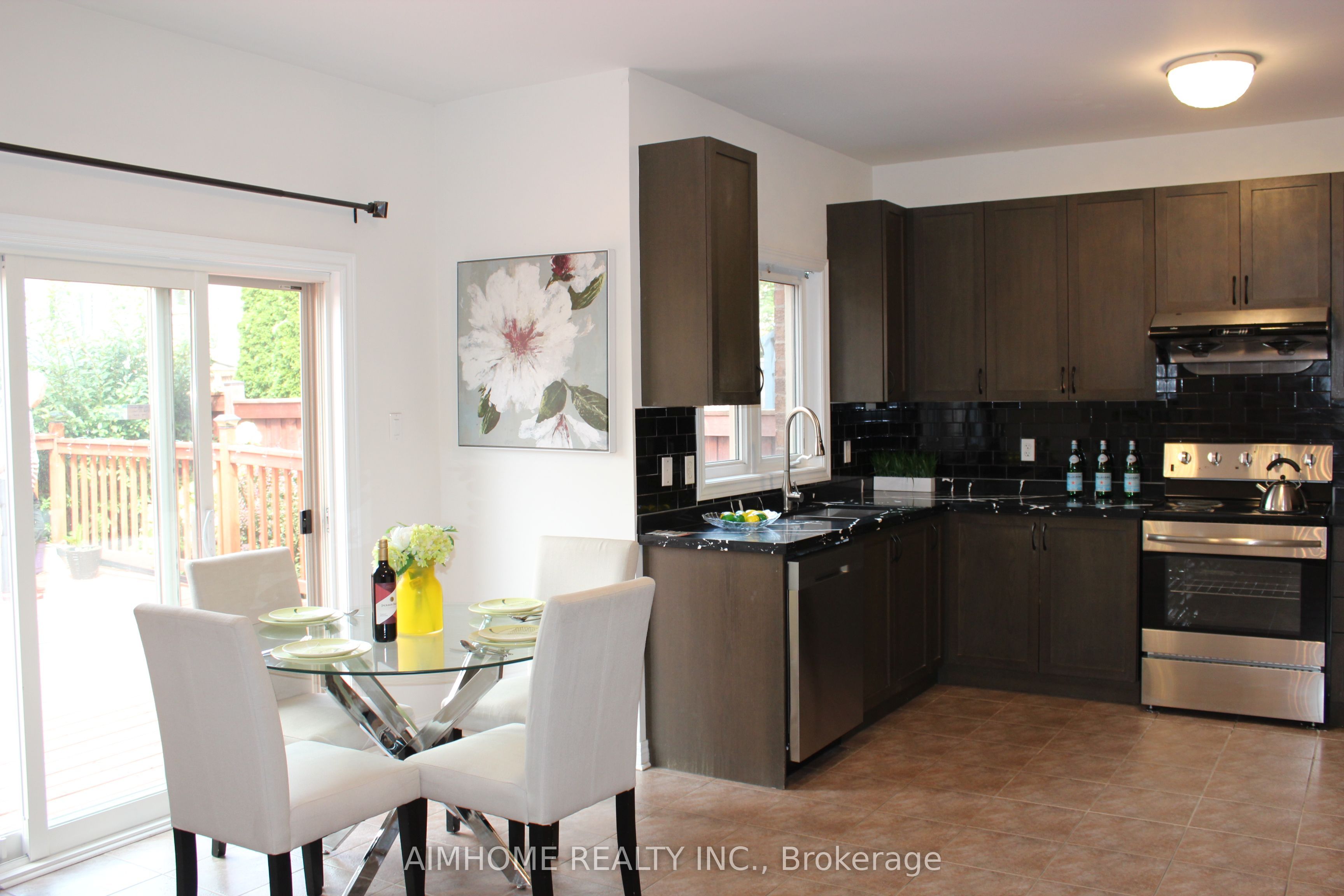 223 Emma Broadbent Court Property Photo 21