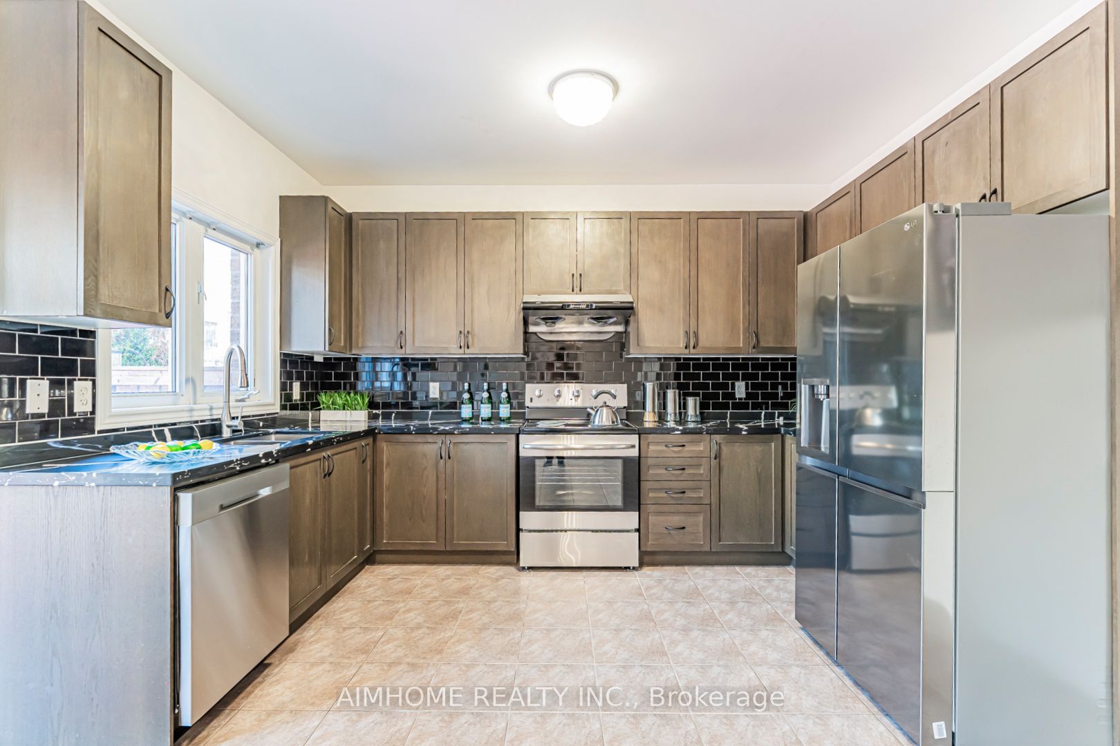 223 Emma Broadbent Court Property Photo 22