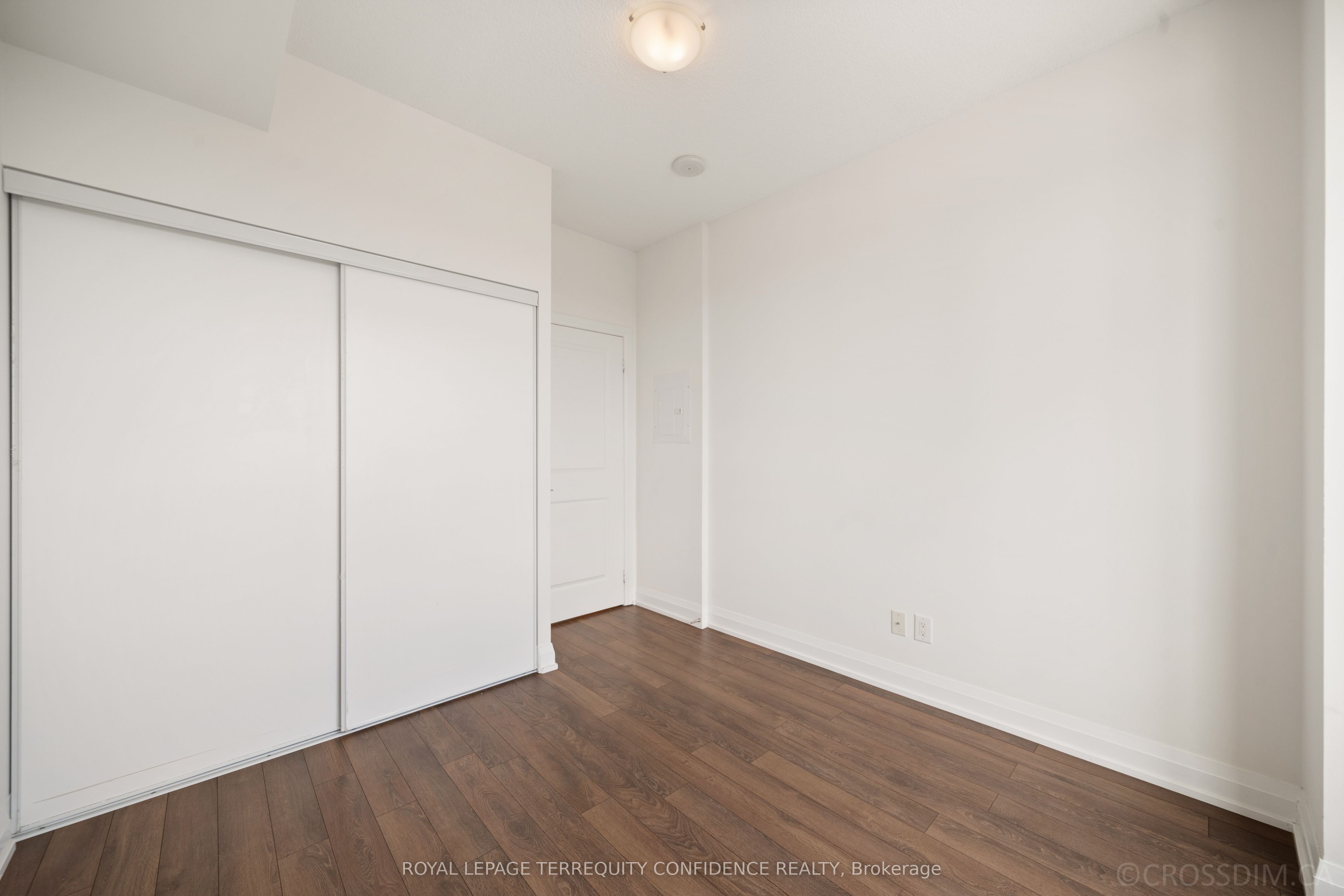 7161 Yonge Street 727 Property Photo 13