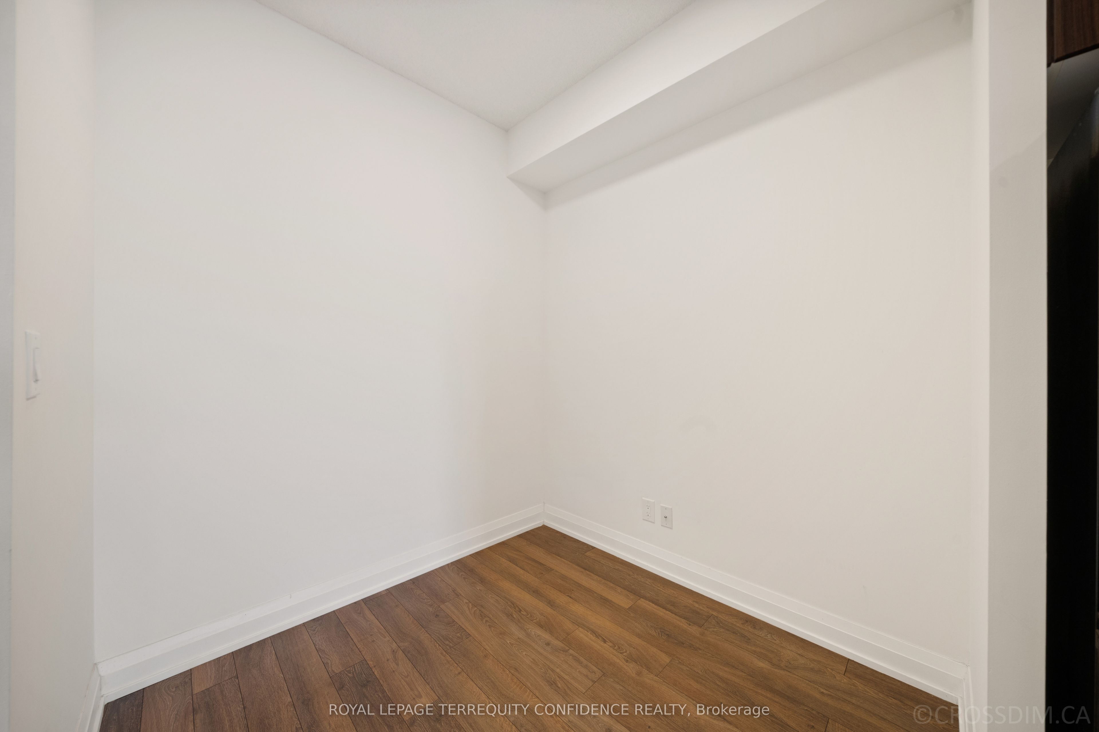 7161 Yonge Street 727 Property Photo 14