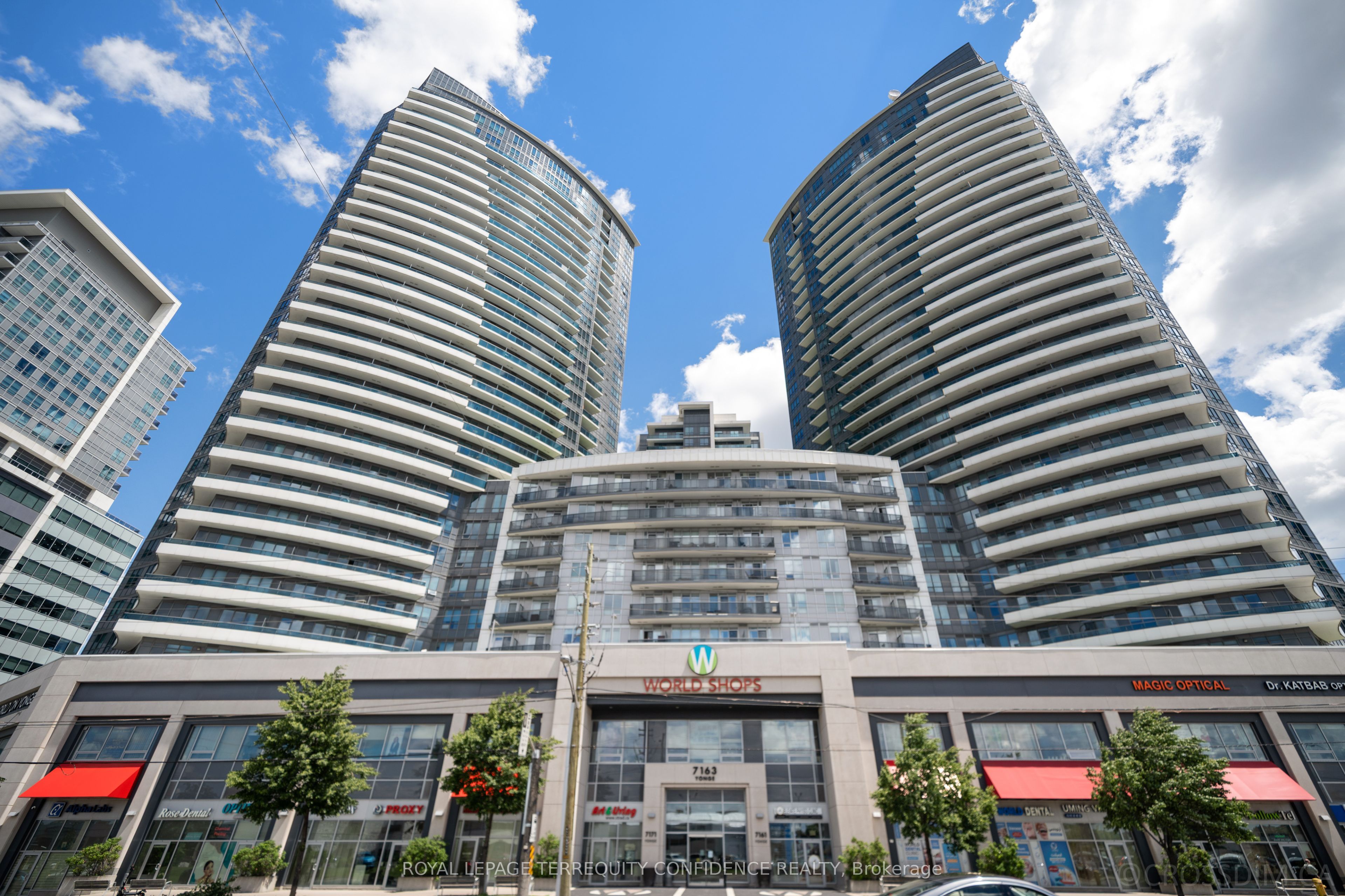 7161 Yonge Street 727 Property Photo 23