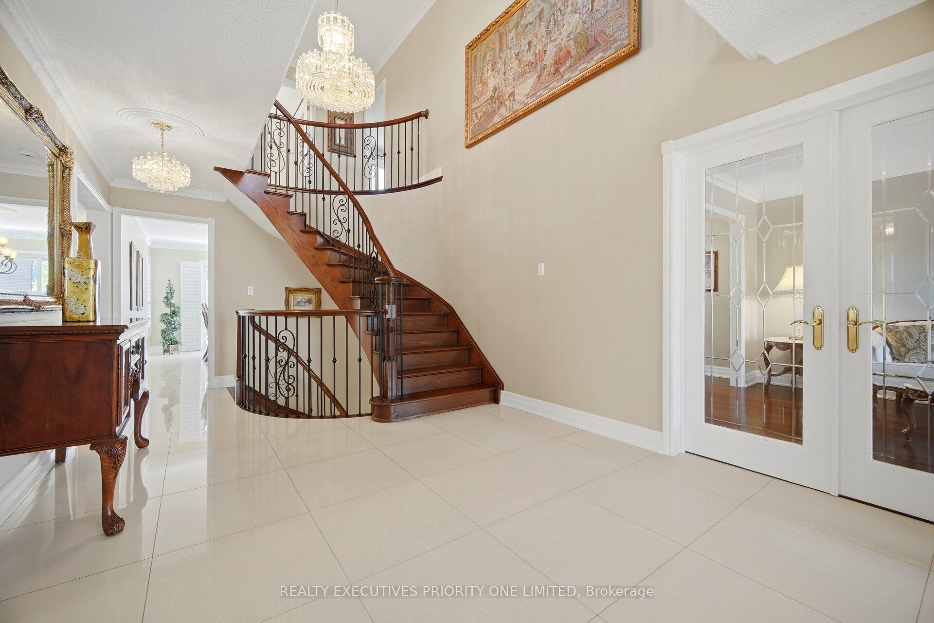 139 Jade Crescent Property Photo 18
