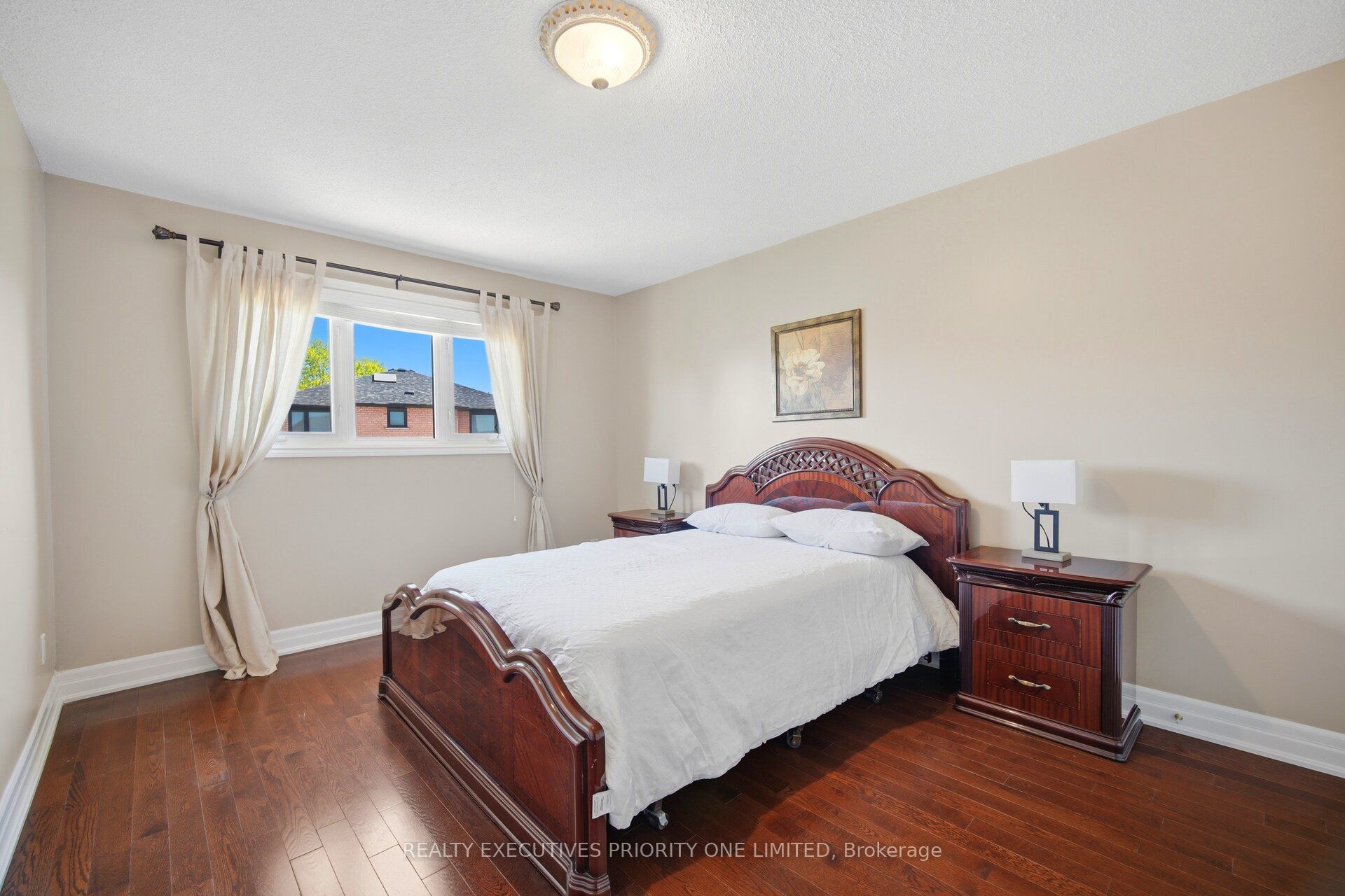 139 Jade Crescent Property Photo 26