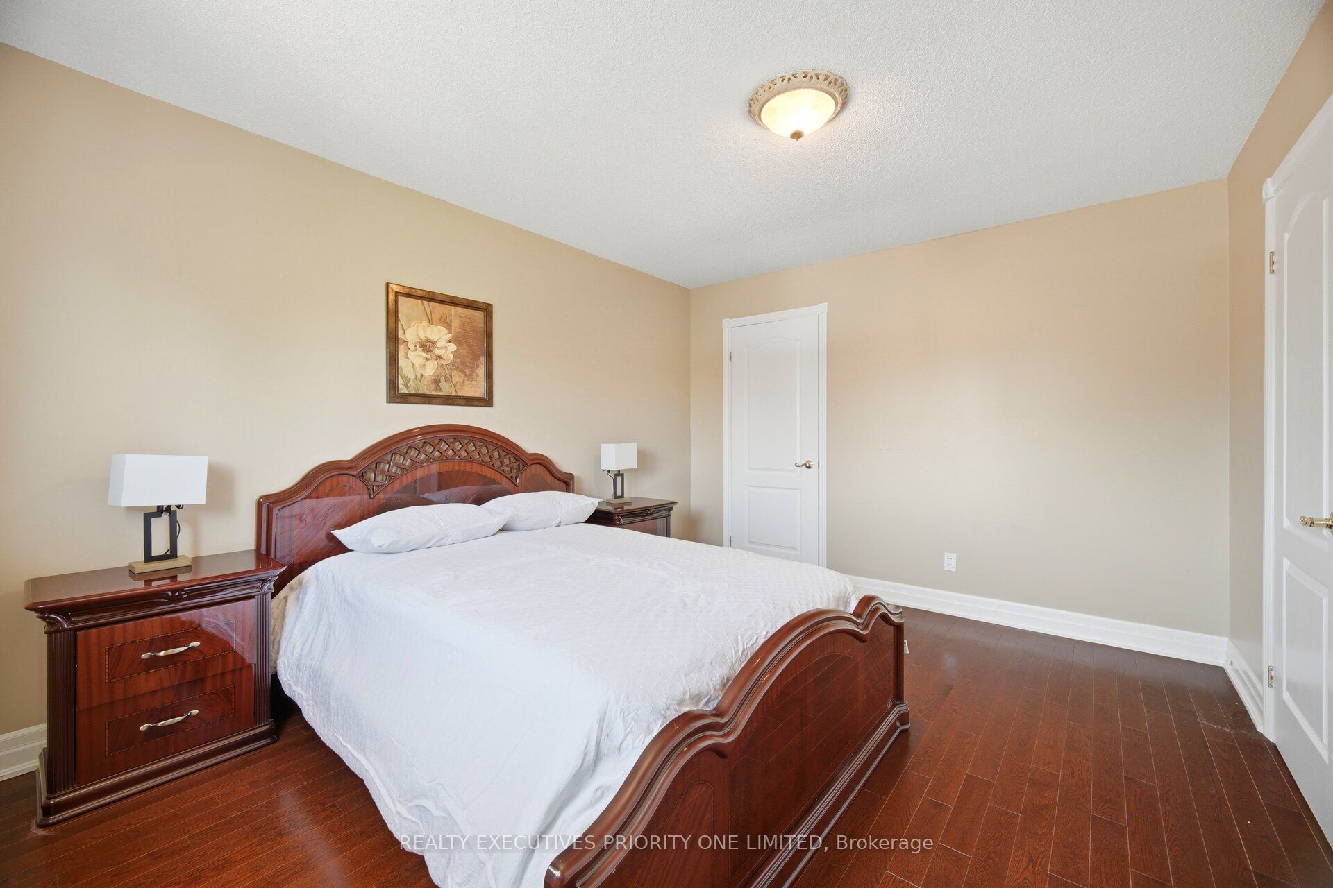 139 Jade Crescent Property Photo 28