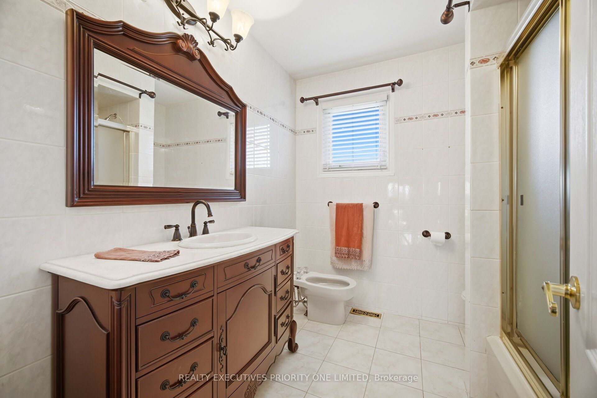 139 Jade Crescent Property Photo 29