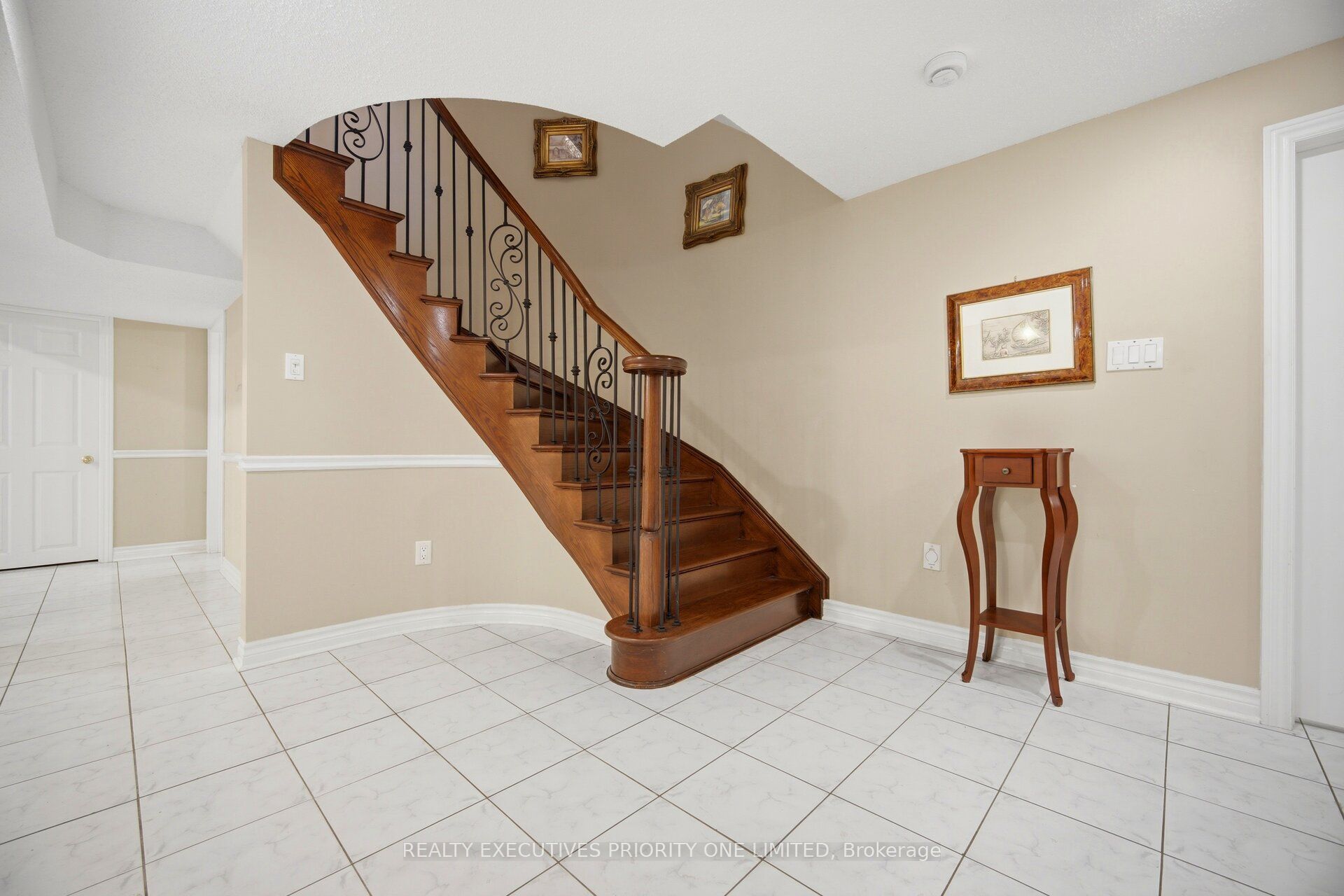 139 Jade Crescent Property Photo 32