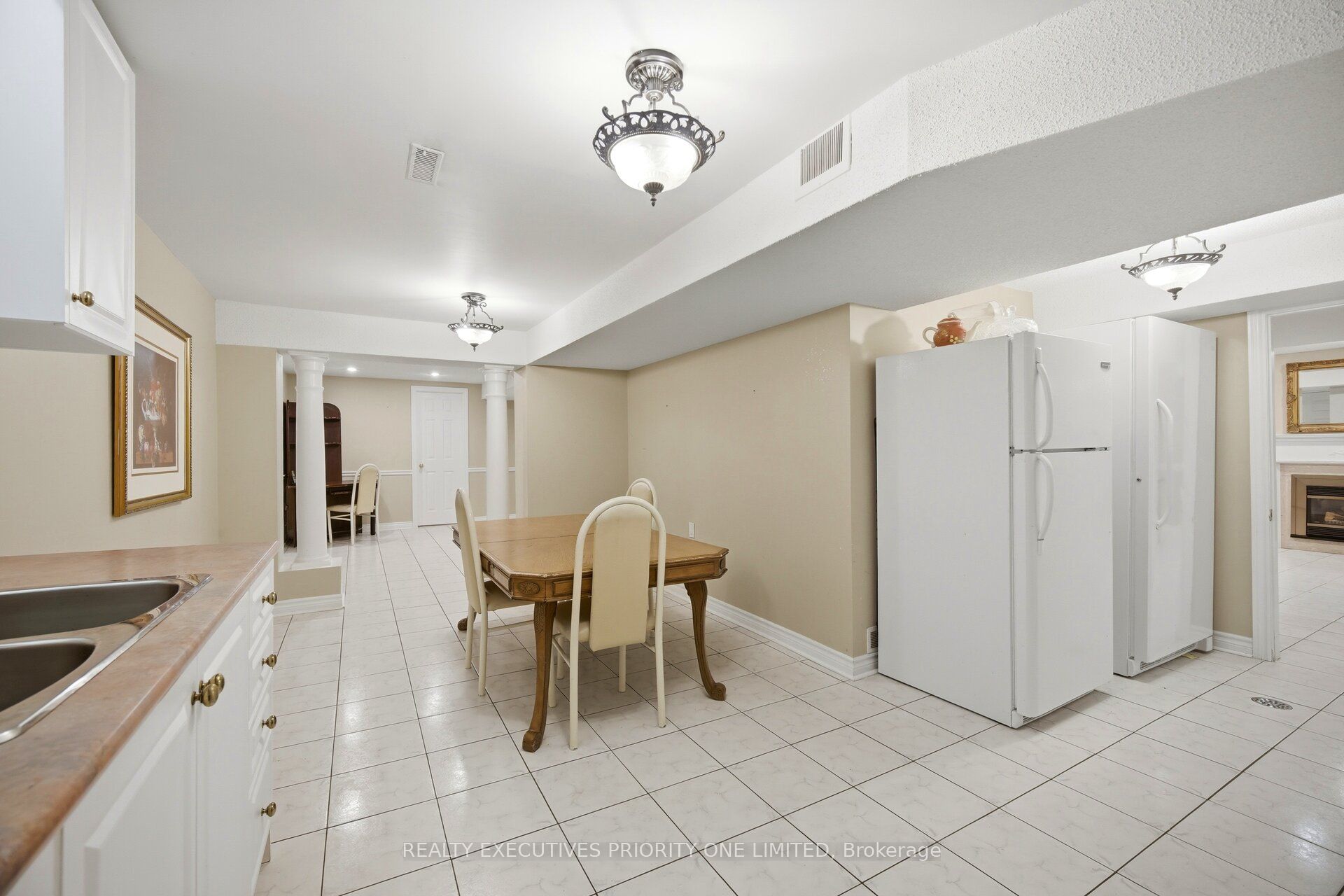 139 Jade Crescent Property Photo 38