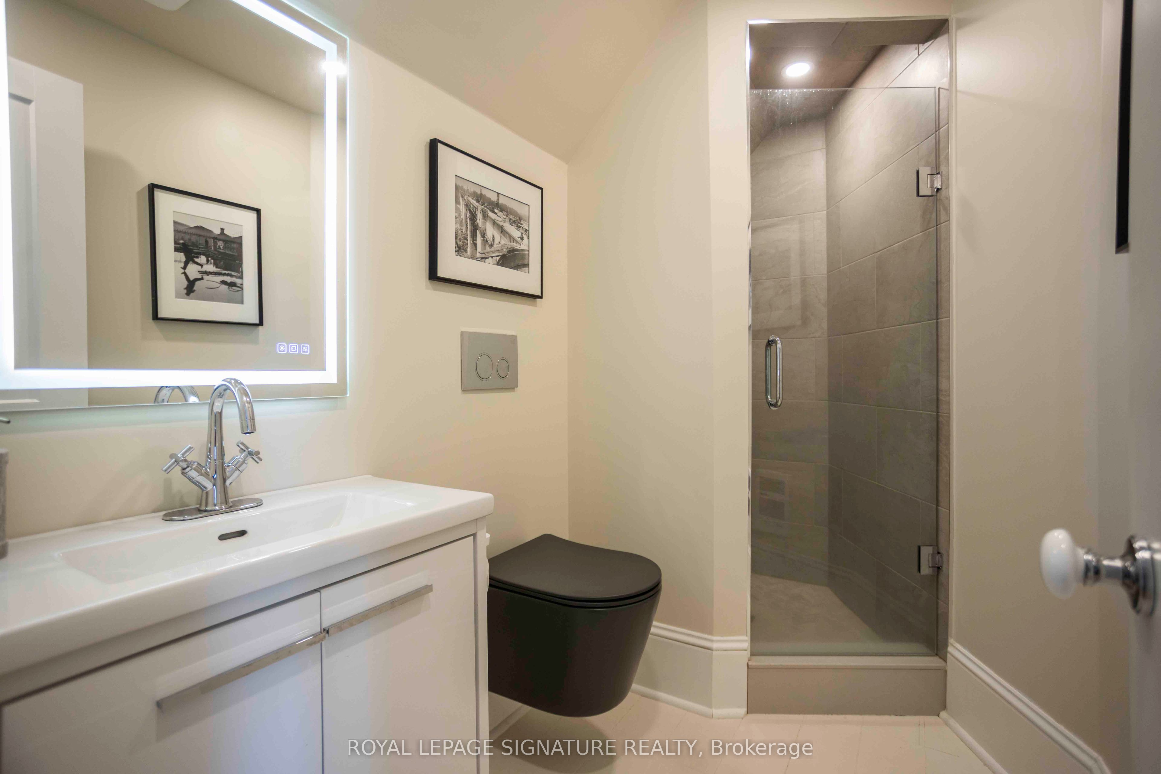 55 Brock Street E Property Photo 18