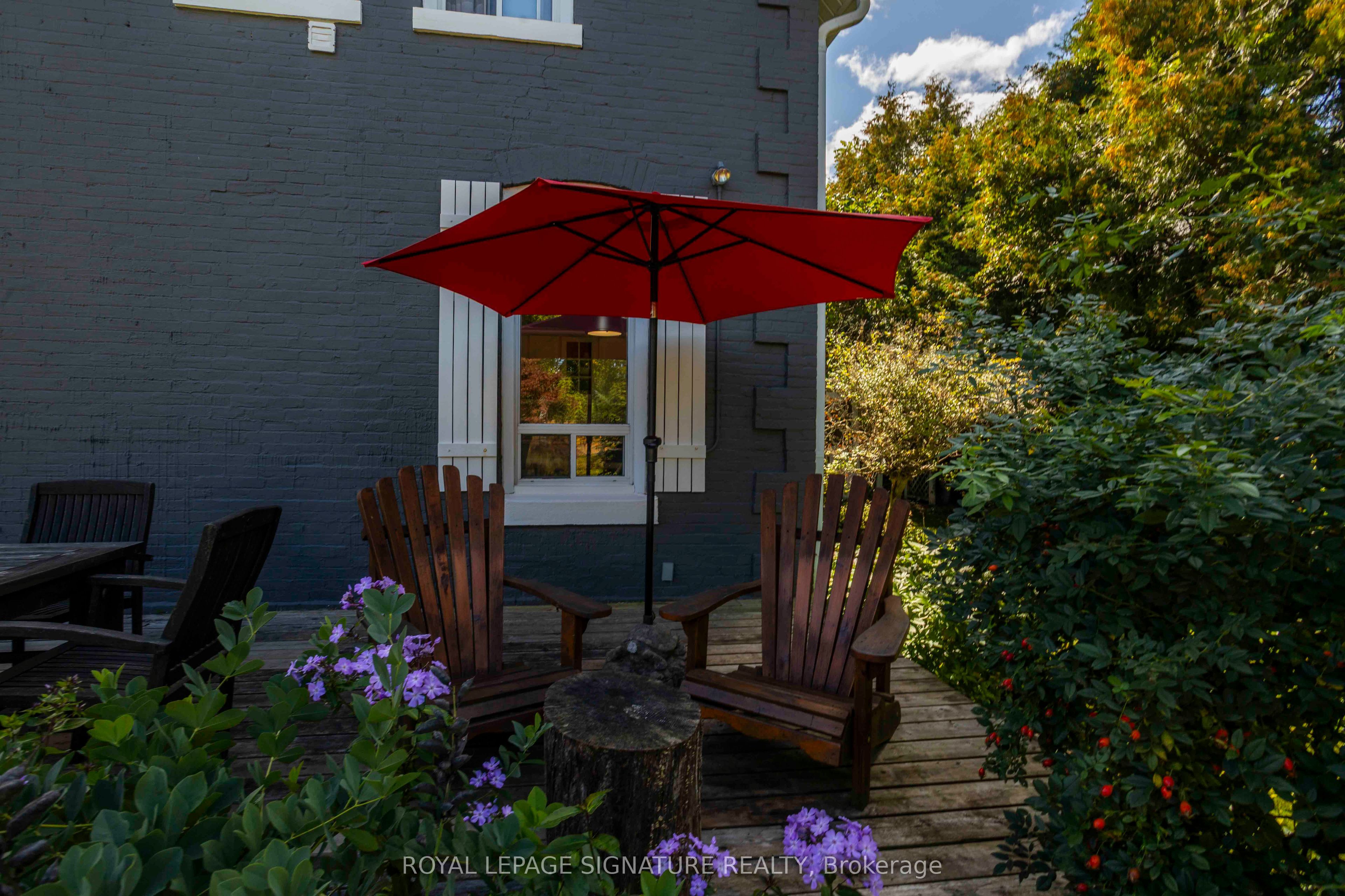 55 Brock Street E Property Photo 19