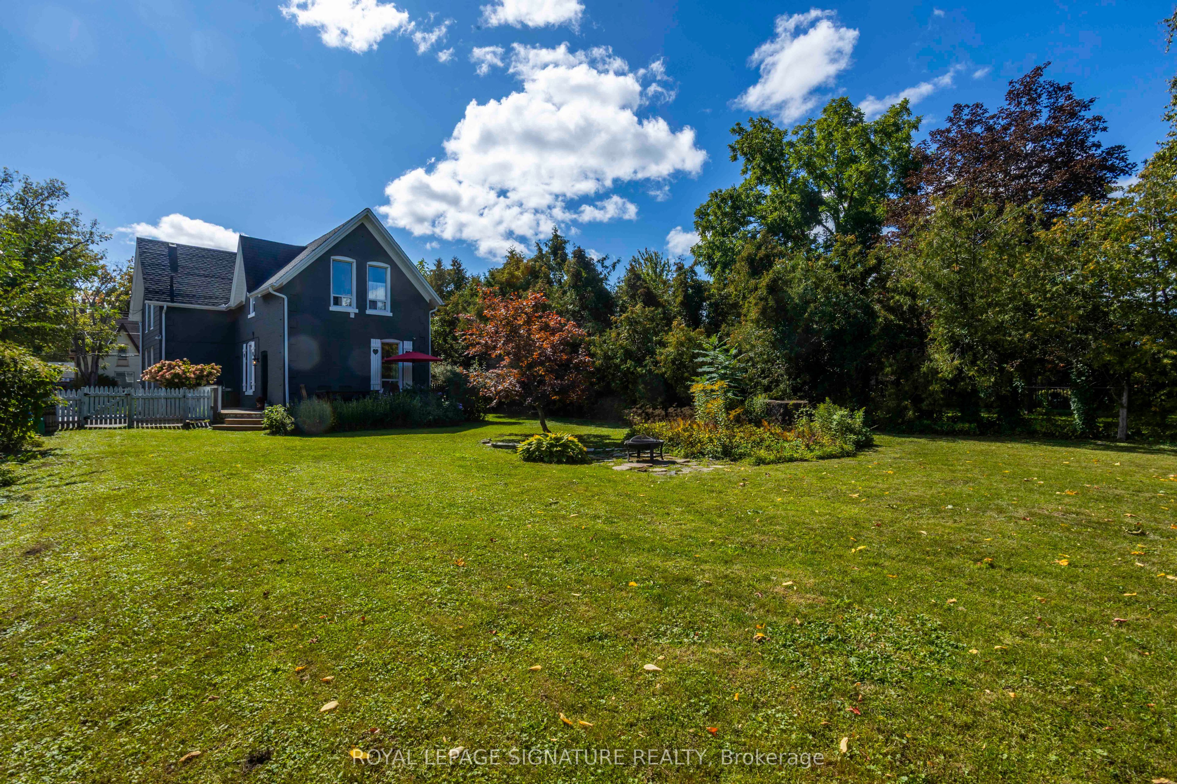 55 Brock Street E Property Photo 21