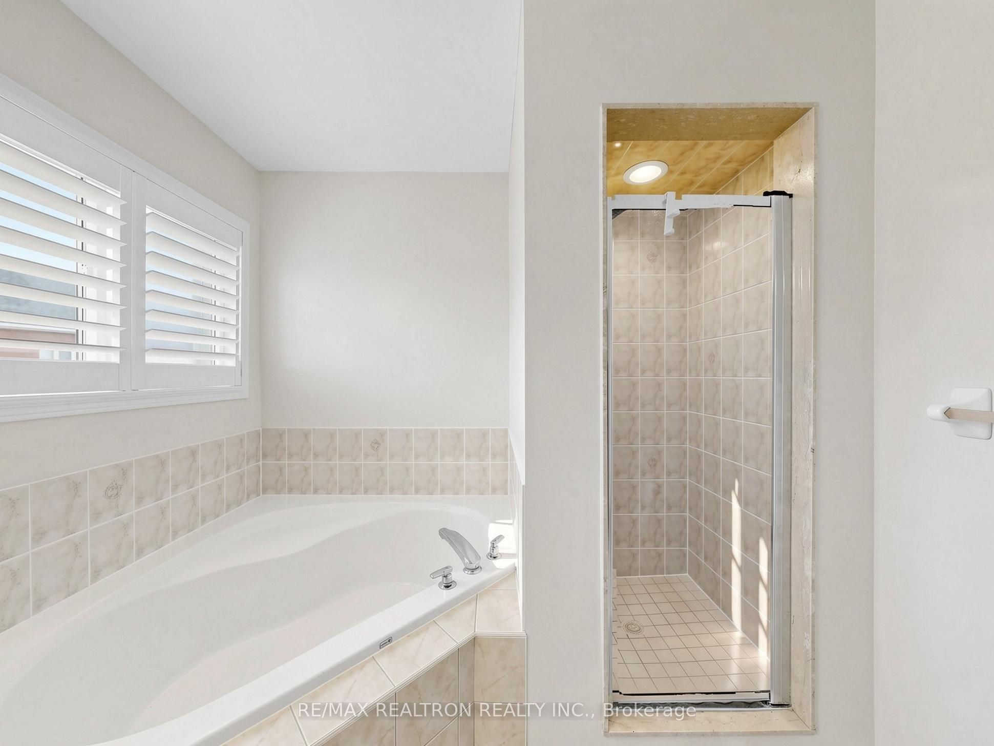 13 Stotts Crescent Property Photo 18