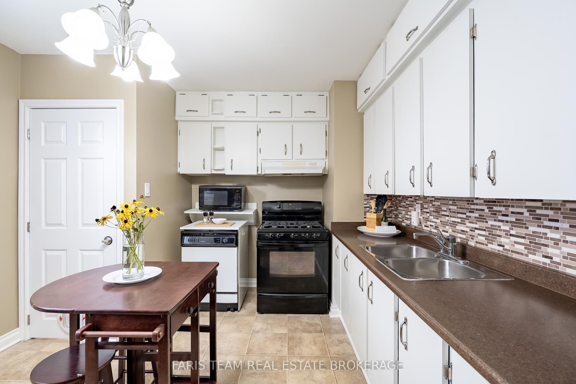45 Bailey Crescent Property Photo 7