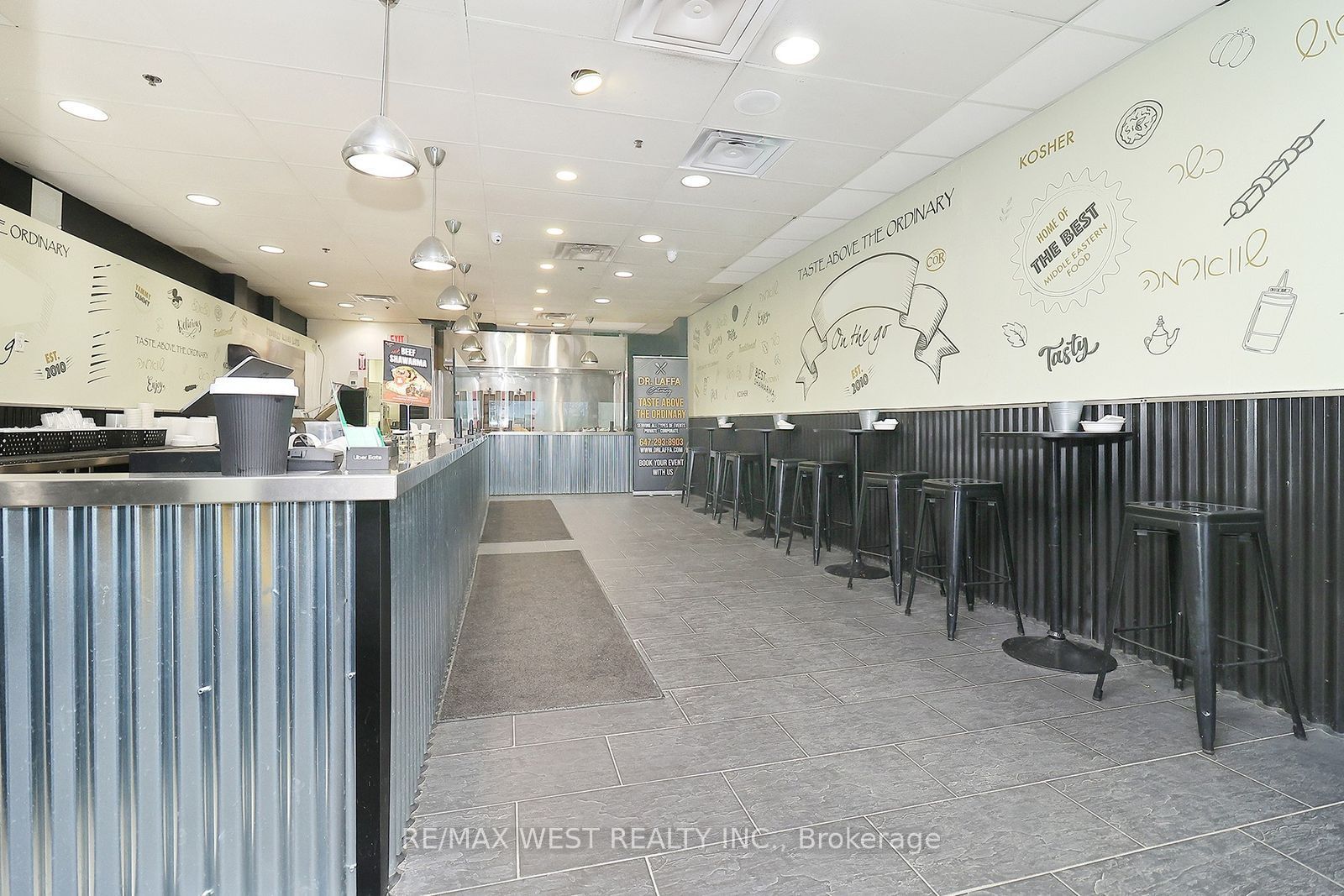 1118 Centre Street 21