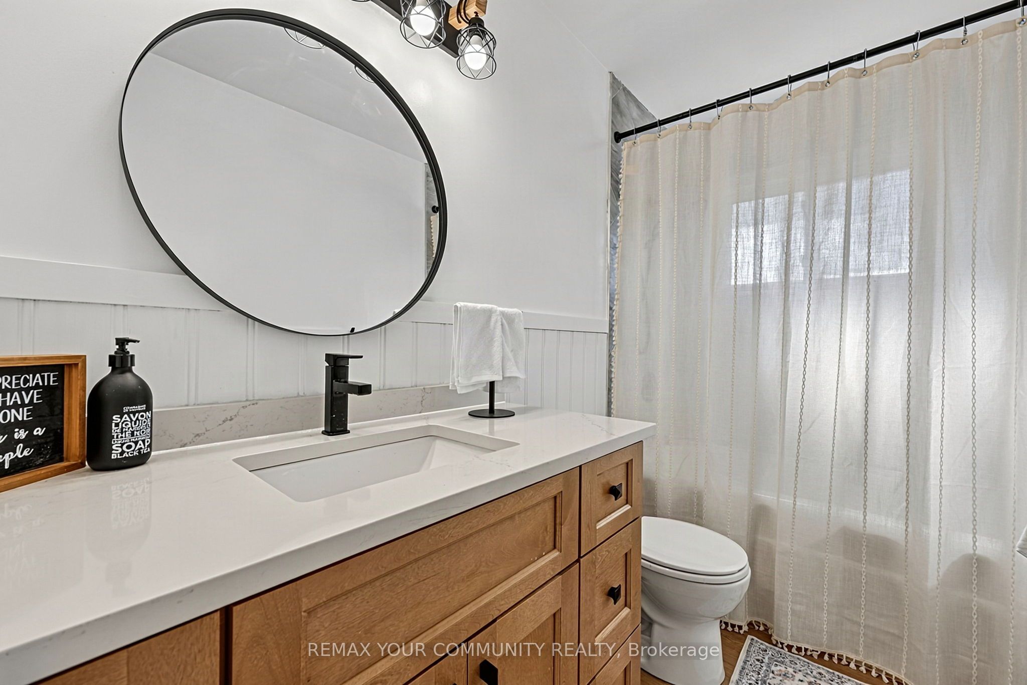 239 Sunset Crescent Property Photo 18
