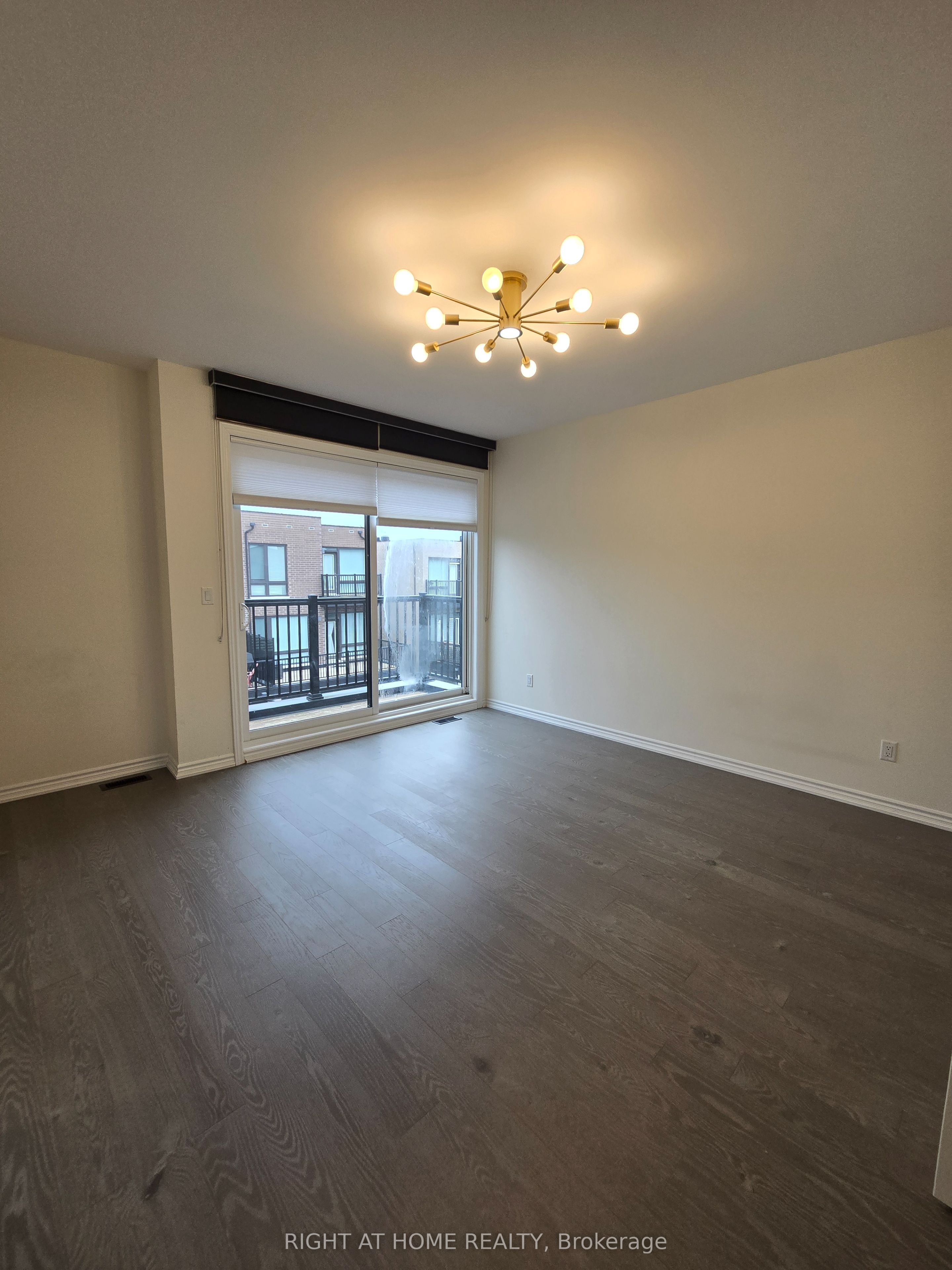 14 Concetta Conte Avenue Property Photo 2