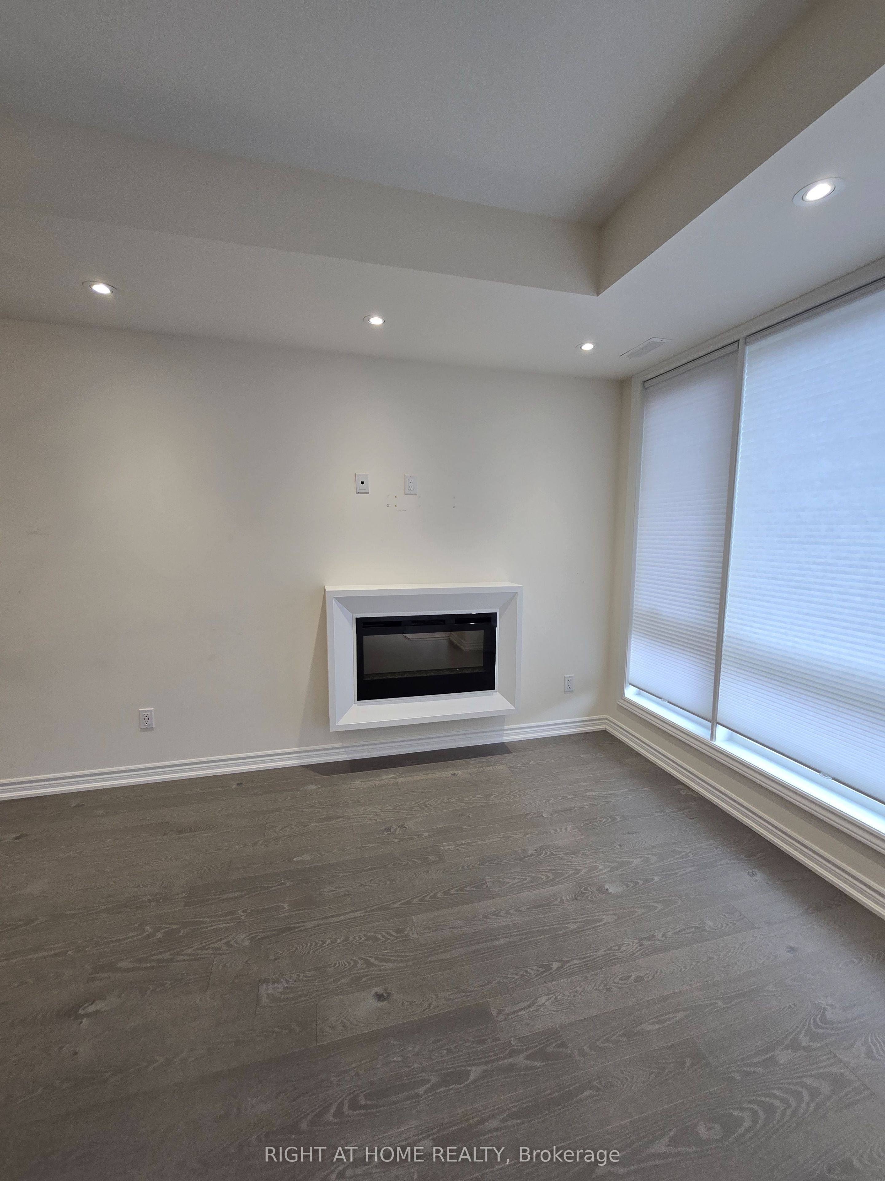 14 Concetta Conte Avenue Property Photo 14