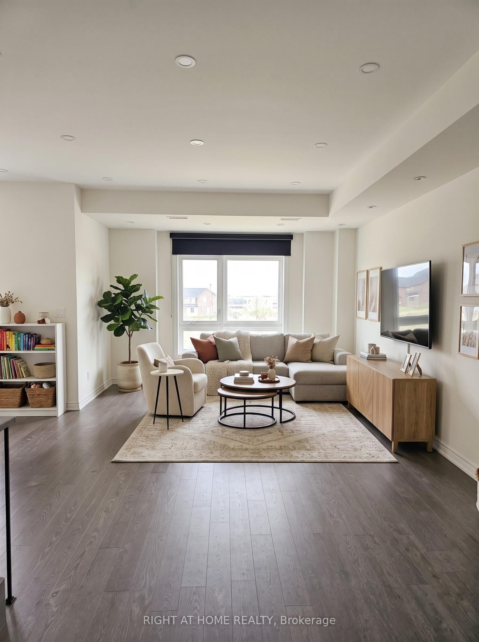14 Concetta Conte Avenue Property Photo 17