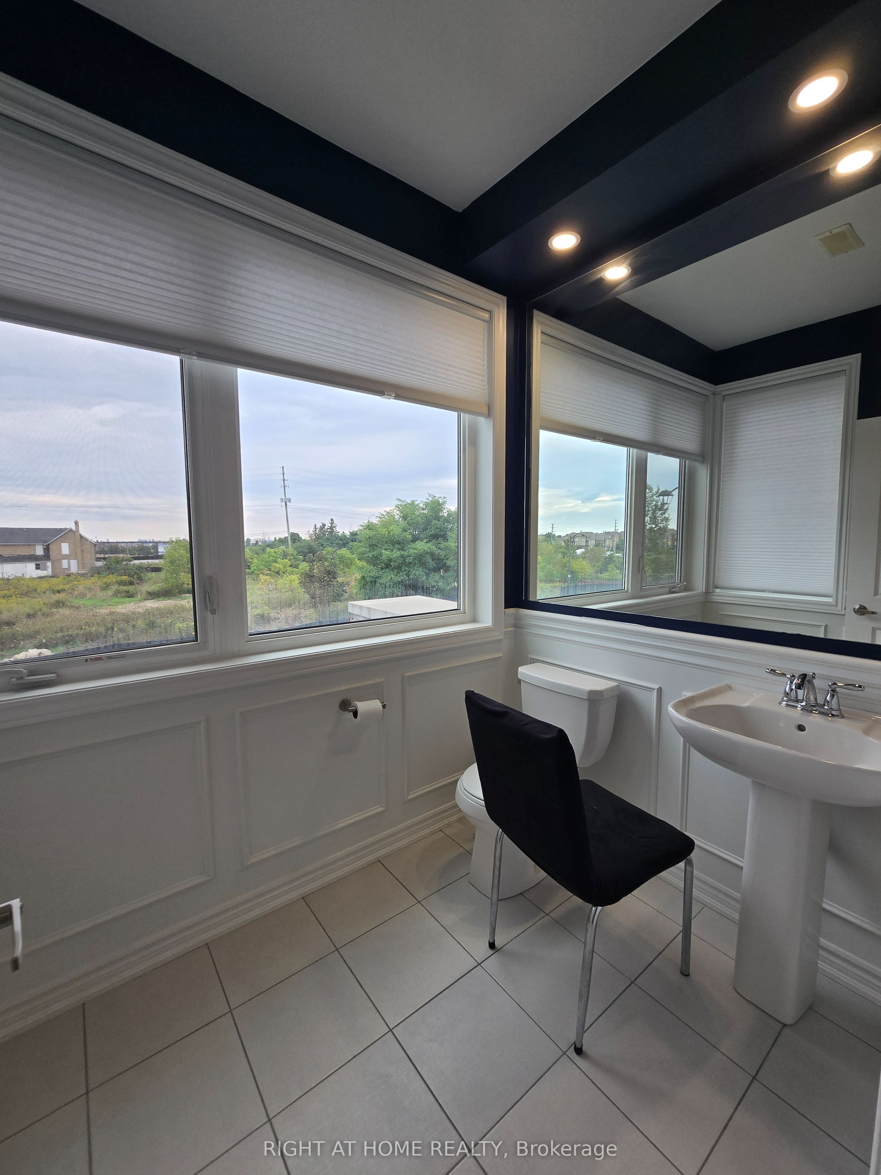 14 Concetta Conte Avenue Property Photo 21