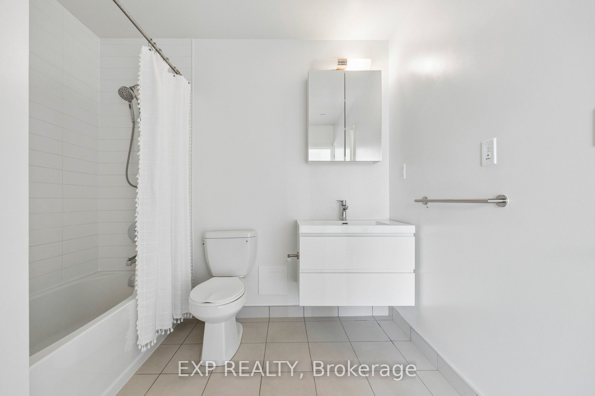 292 Verdale Crossing 1816 Property Photo 23