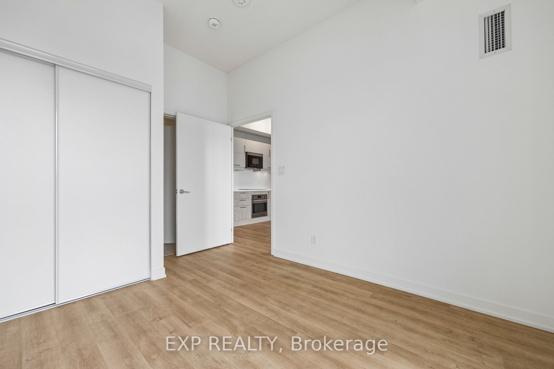 292 Verdale Crossing 1816 Property Photo 26