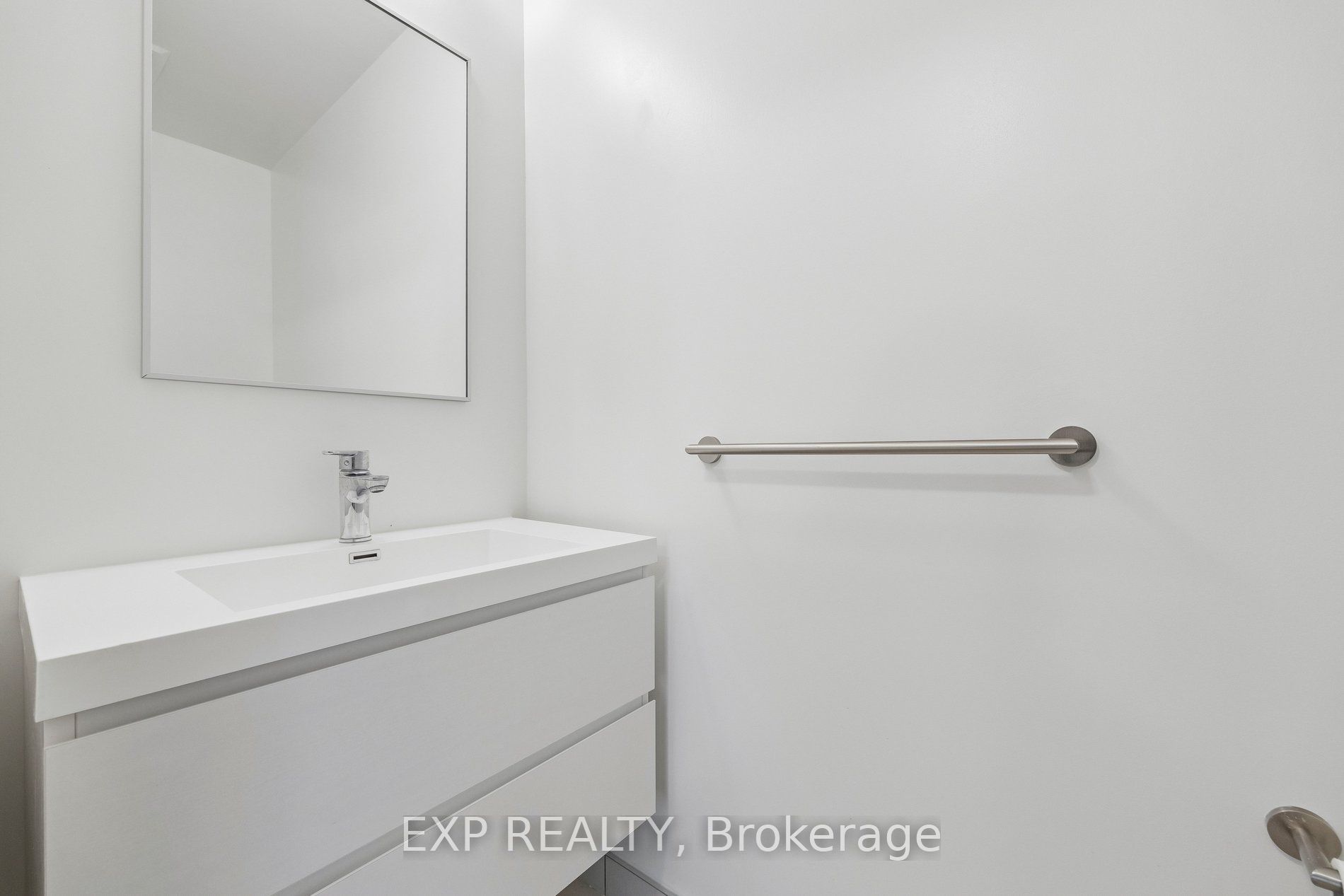 292 Verdale Crossing 1816 Property Photo 27