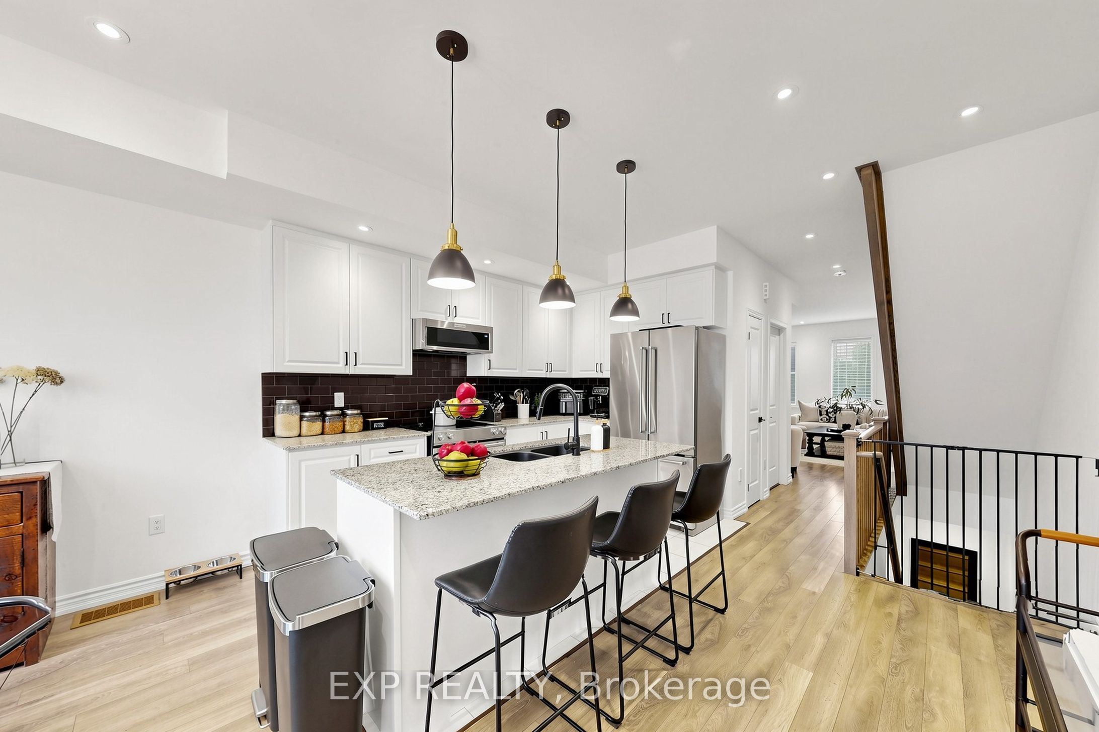 75 Cornell Centre Boulevard Property Photo 6