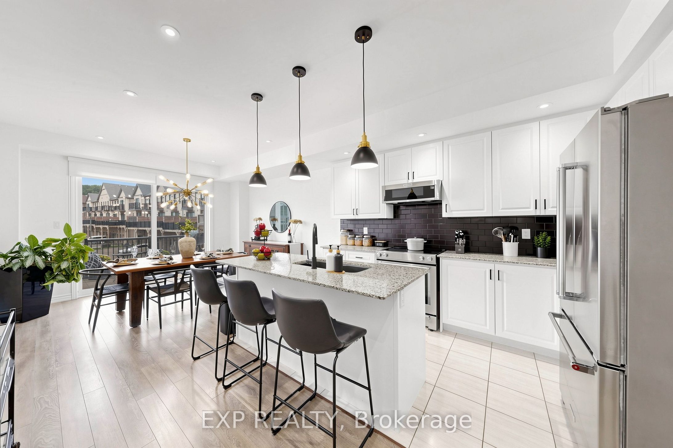 75 Cornell Centre Boulevard Property Photo 7