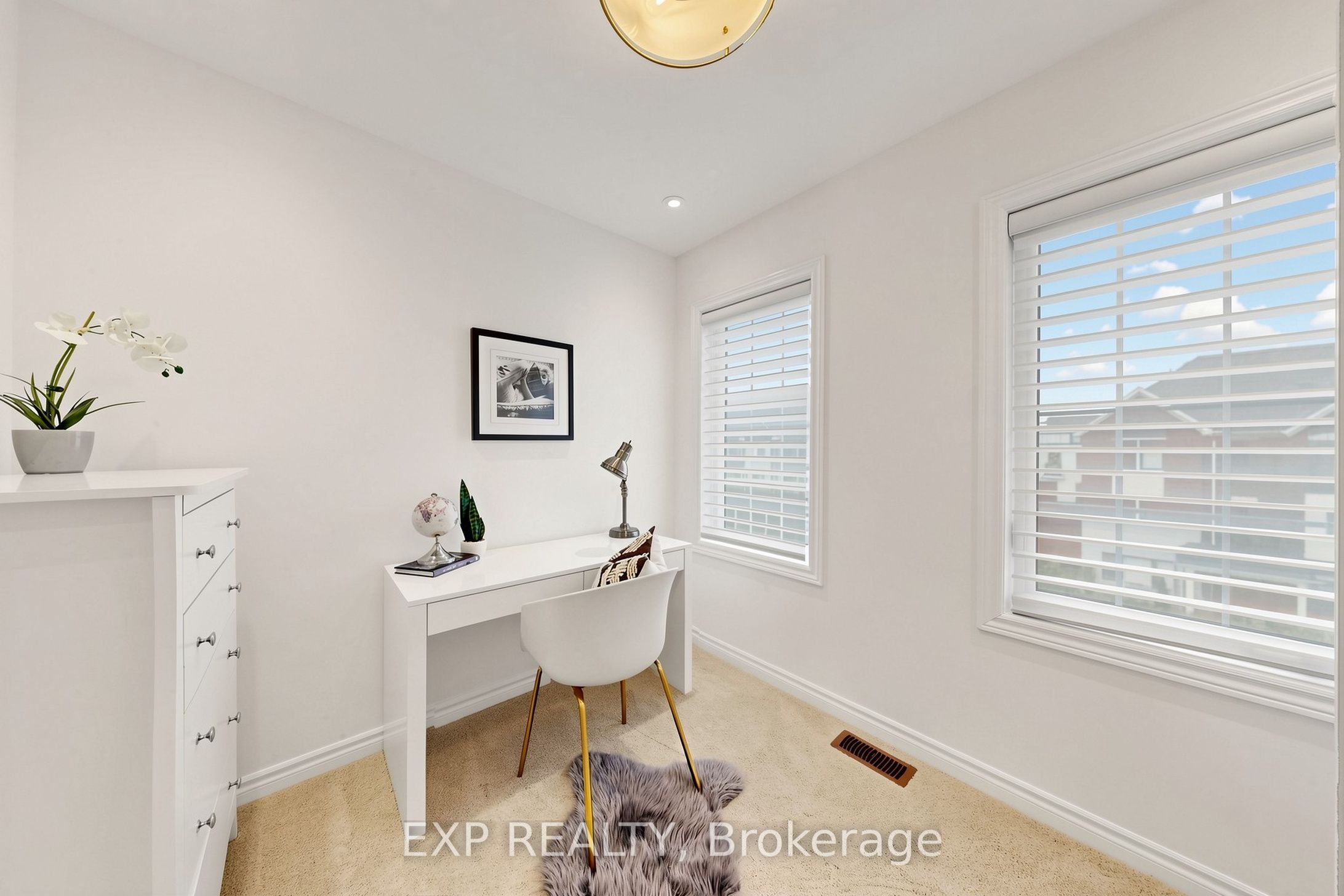 75 Cornell Centre Boulevard Property Photo 15