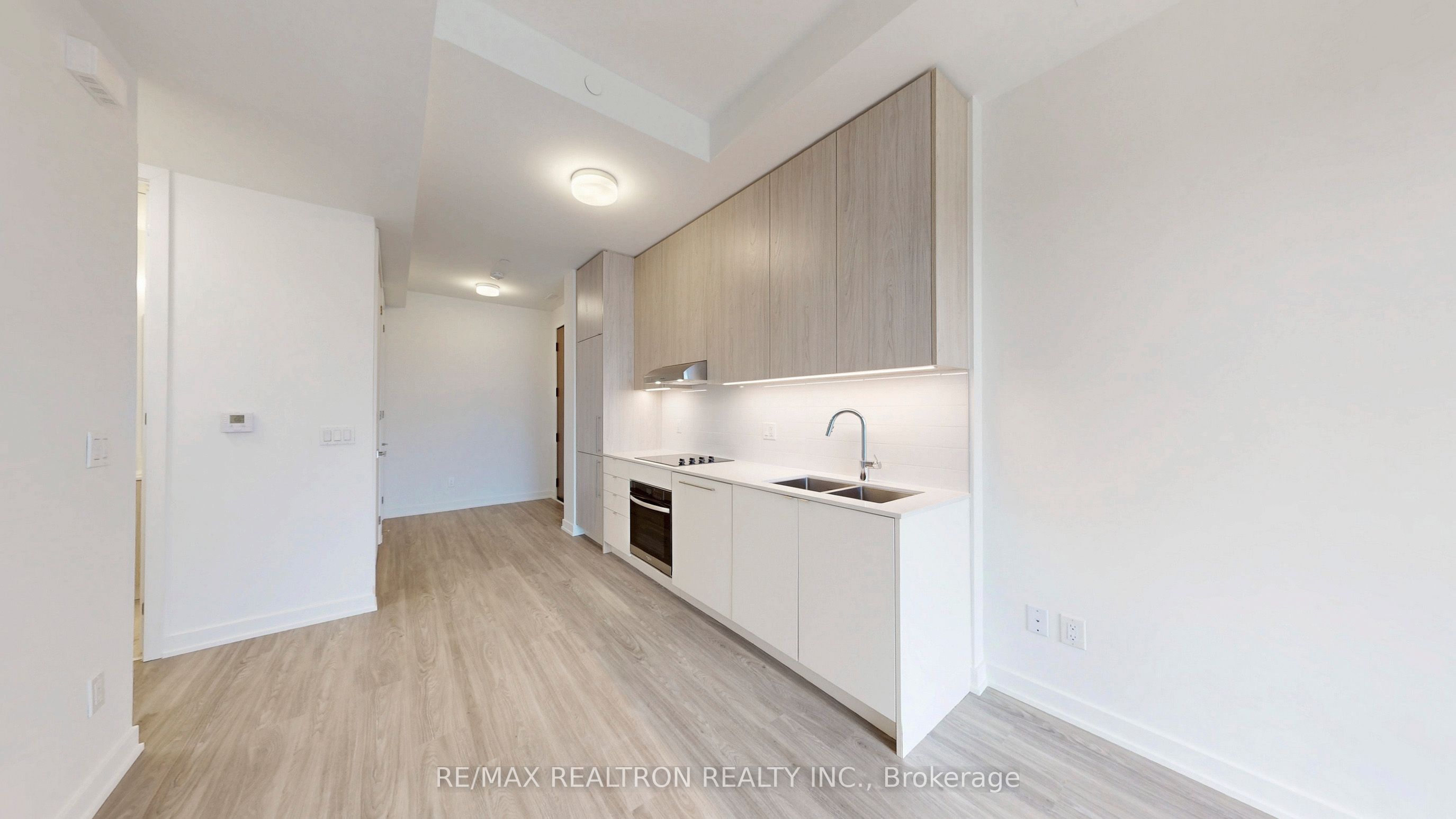 67 Saigon Drive A101 Property Photo 18