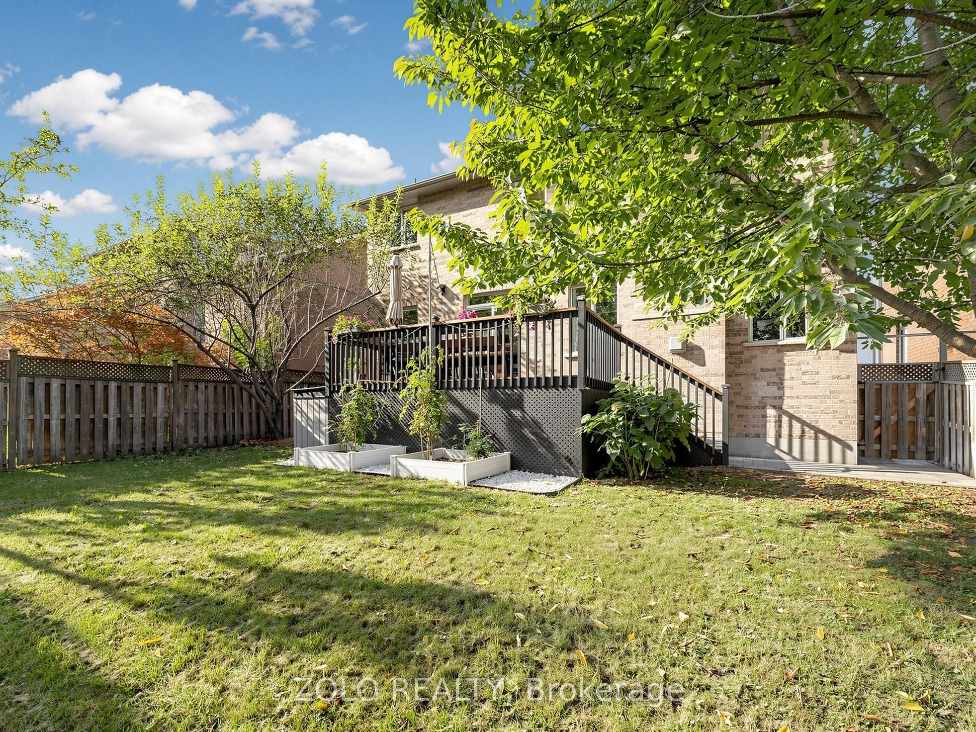 247 Summeridge Drive Property Photo 40