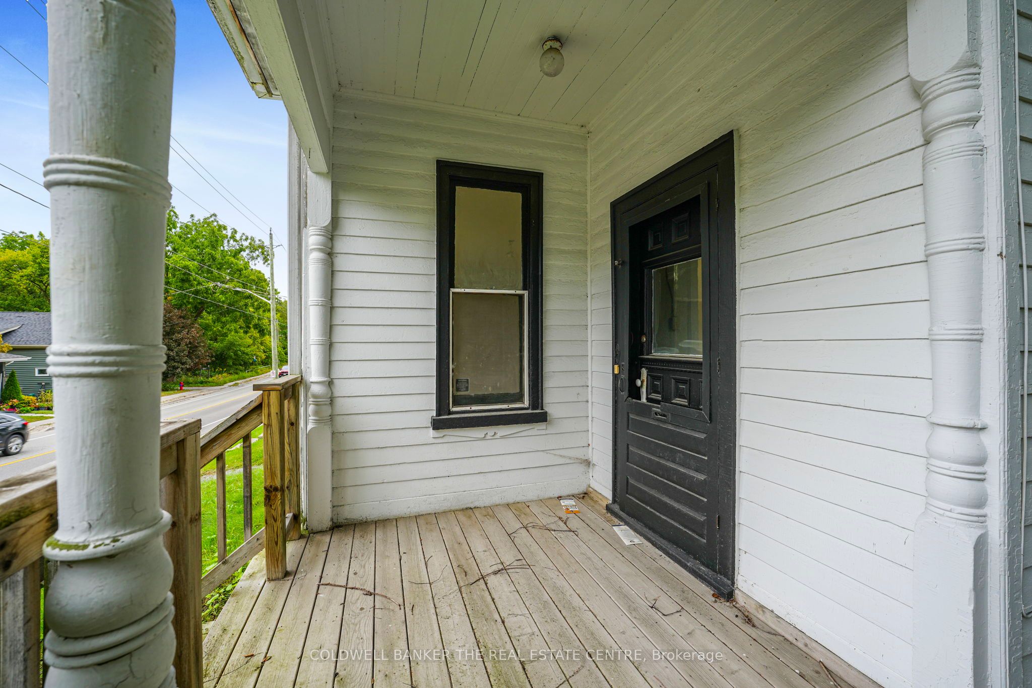 592 Gorham Street Property Photo 4