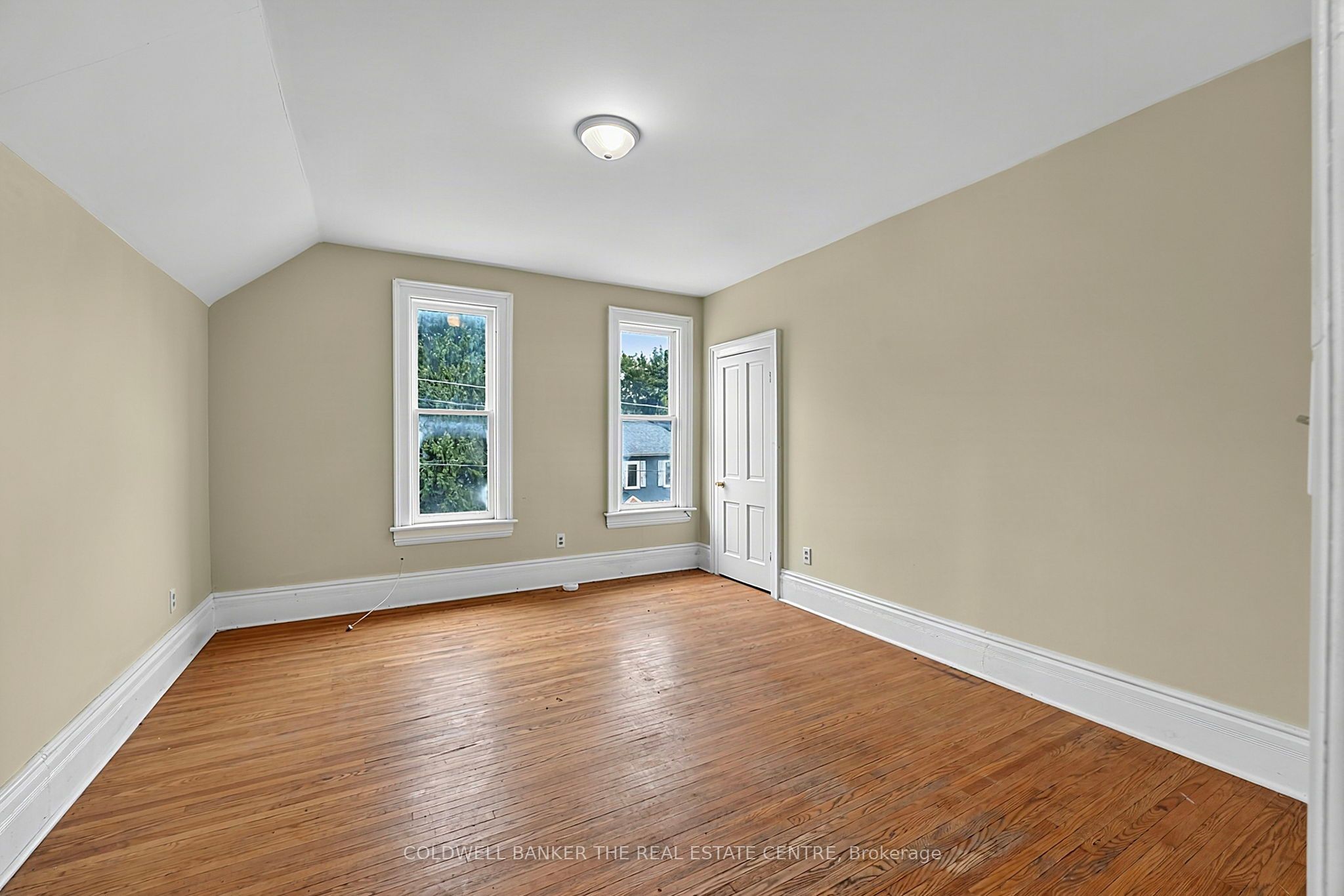 592 Gorham Street Property Photo 20