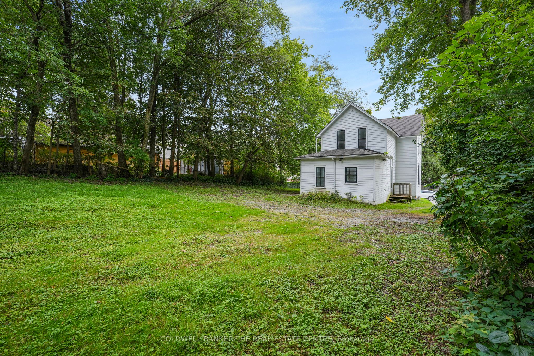 592 Gorham Street Property Photo 30