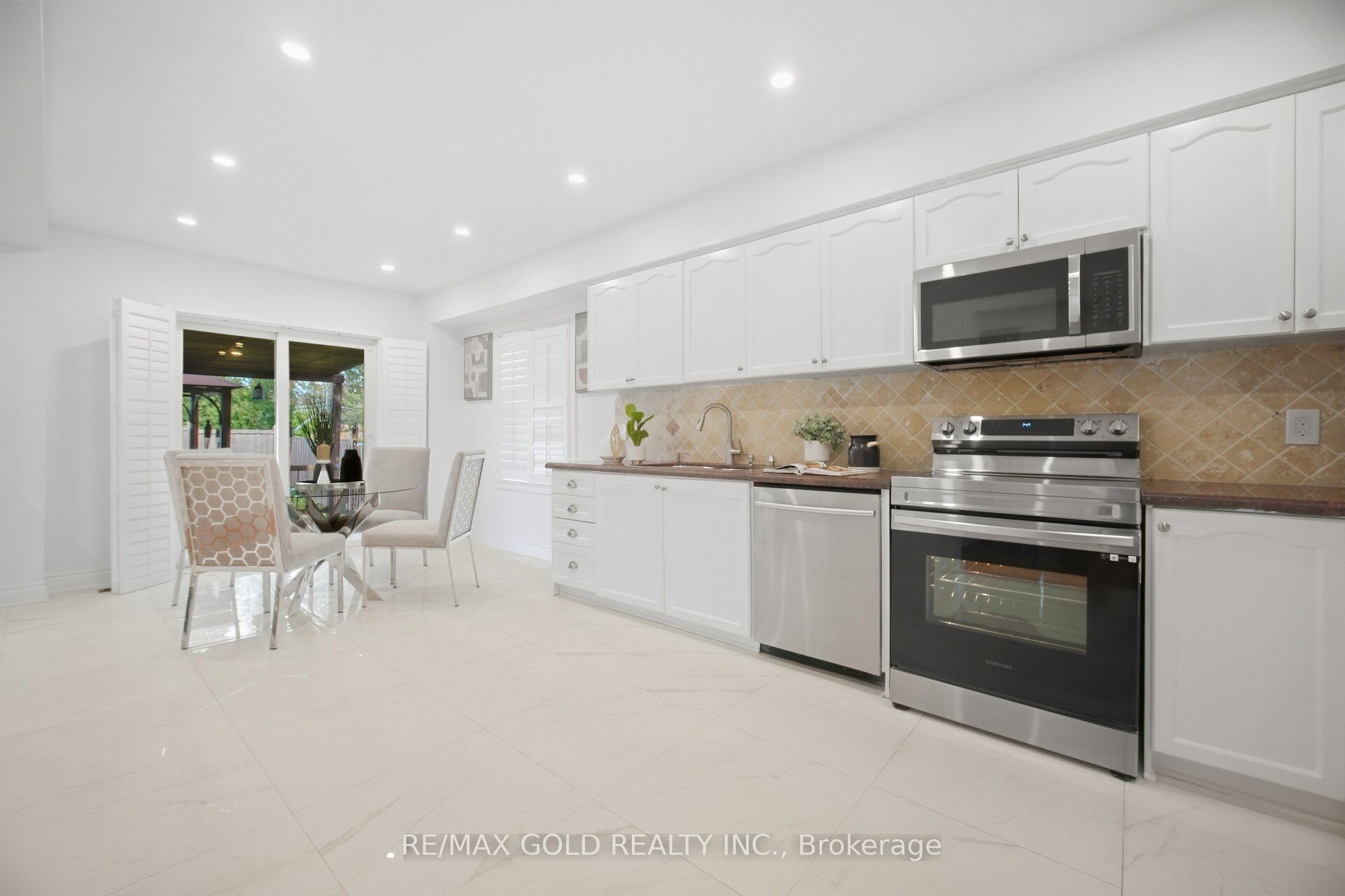 159 Monte Carlo Drive Property Photo 14