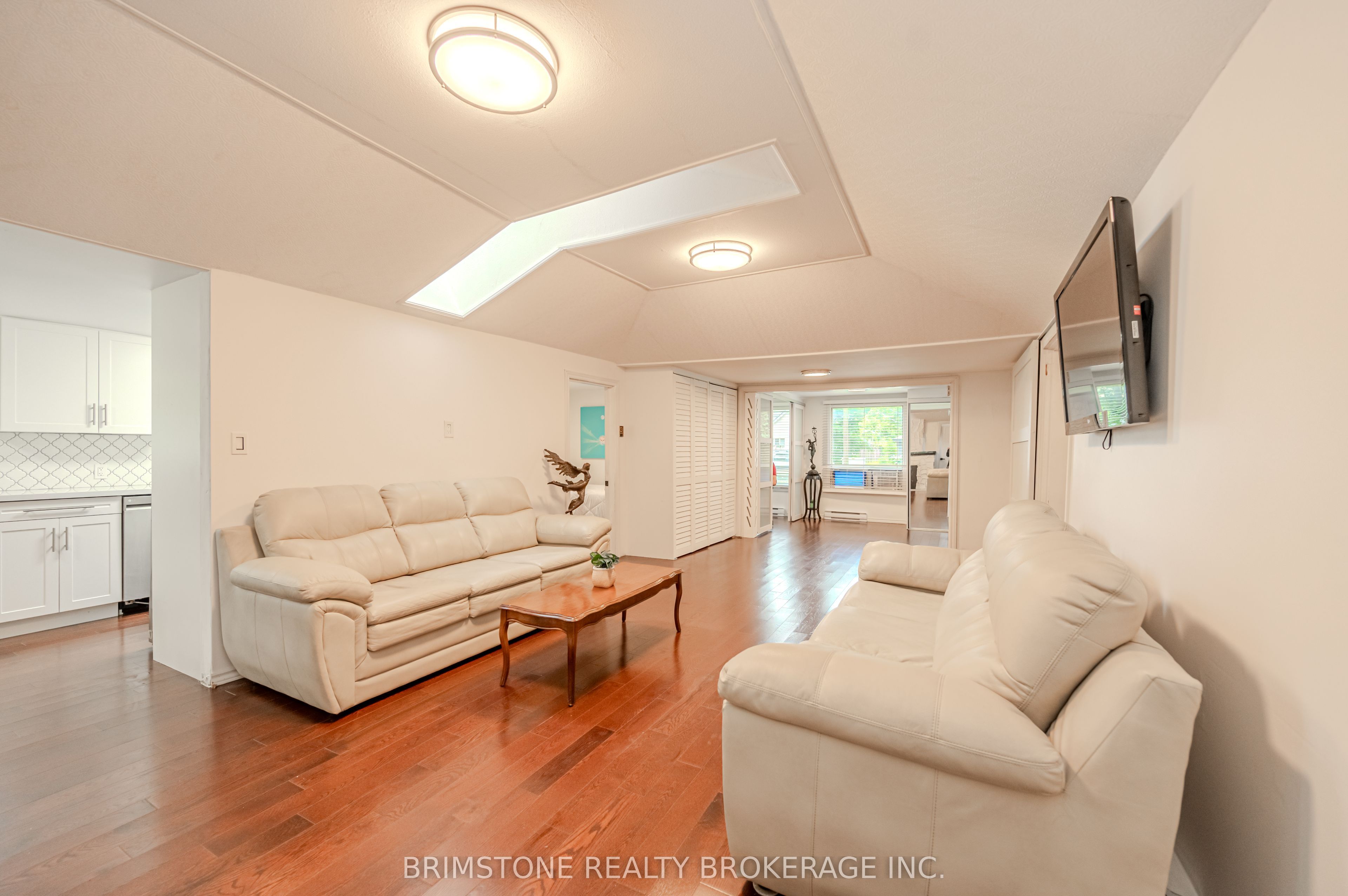3923 Algonquin Avenue Property Photo 6