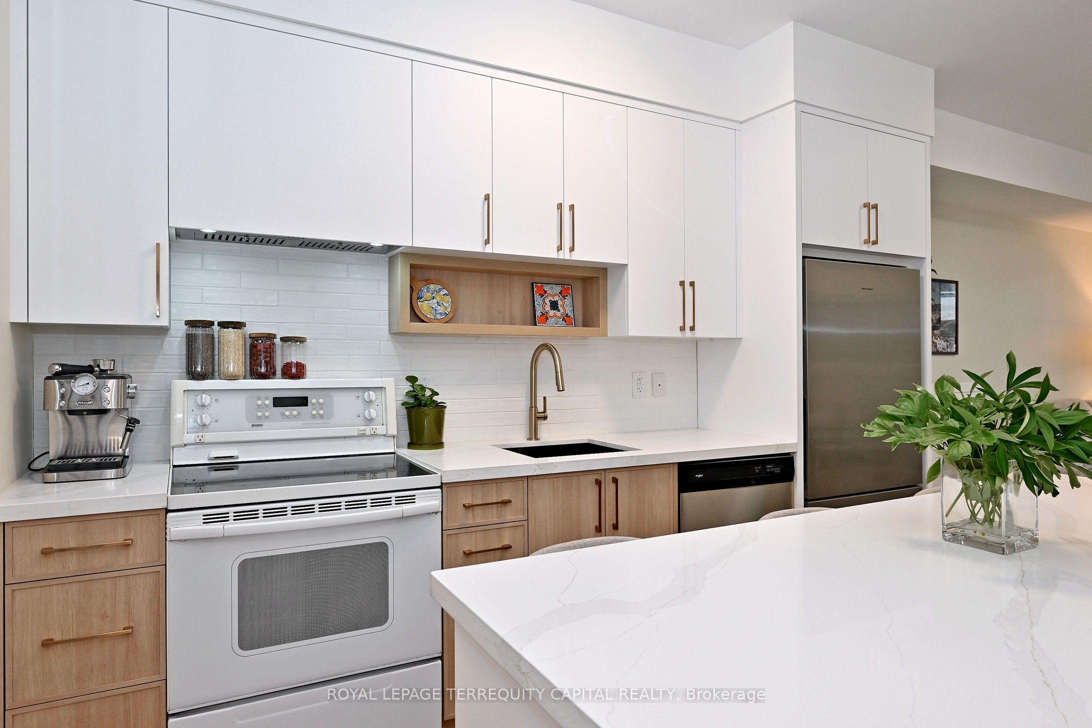 9199 Yonge Street 505 Property Photo 15