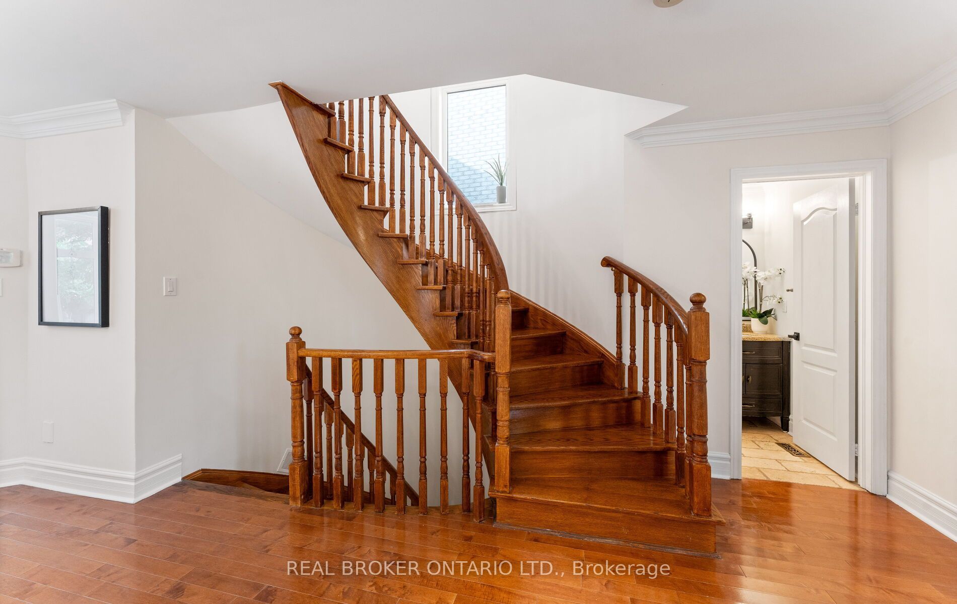 84 Sandway Crescent Property Photo 16