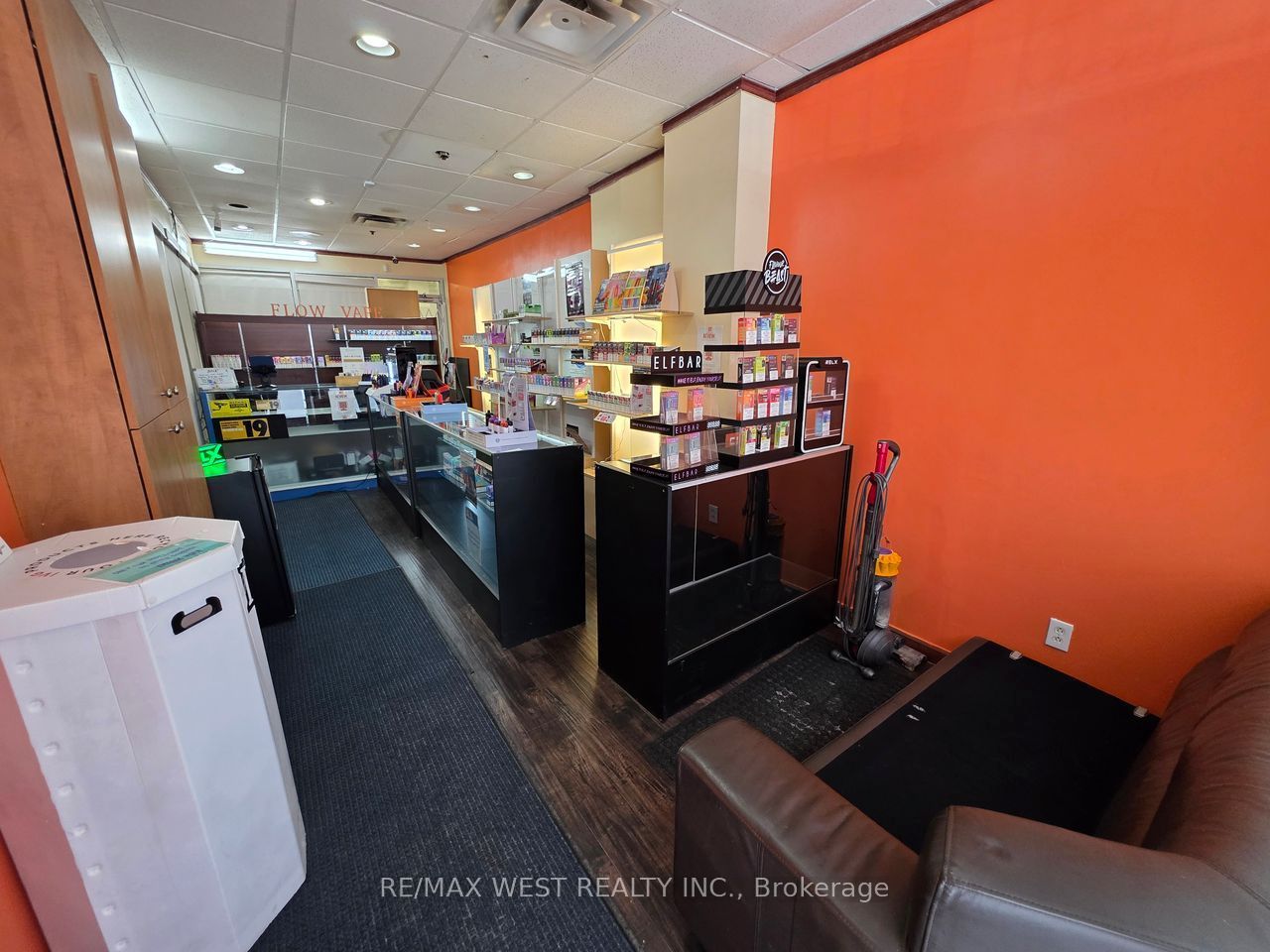 7398 Yonge Street 7d Property Photo 6