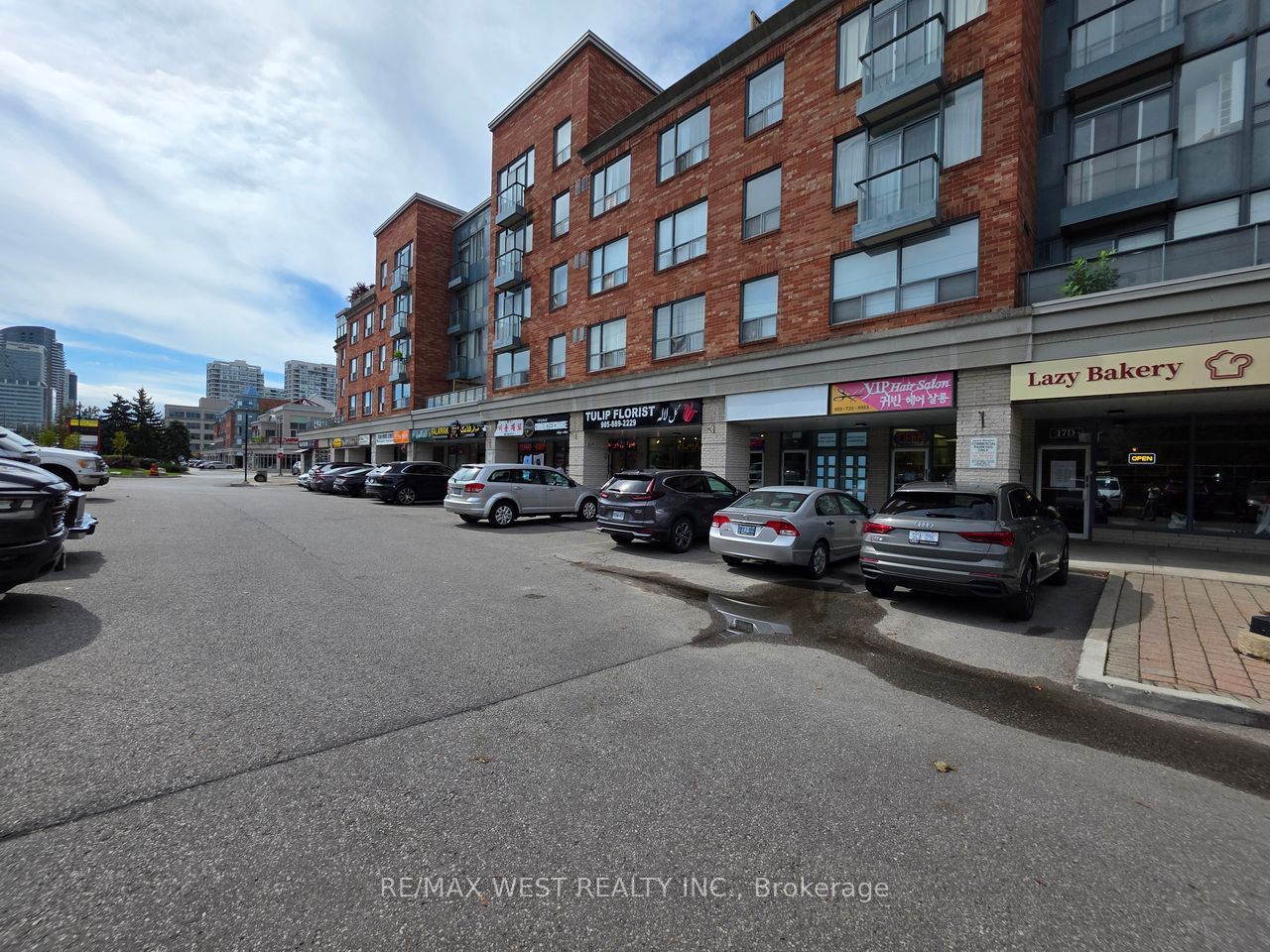 7398 Yonge Street 7d Property Photo 15