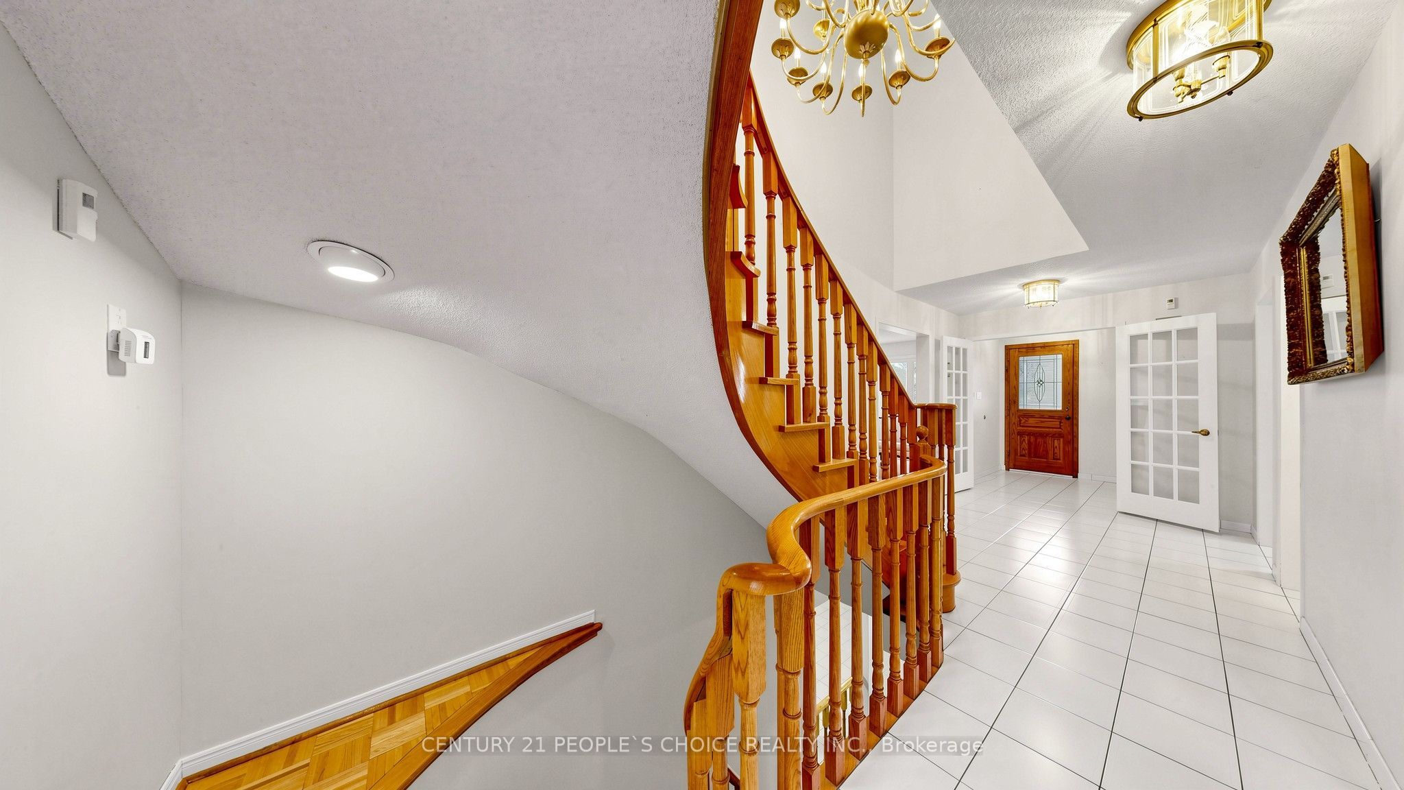 82 Embassy Drive Property Photo 3