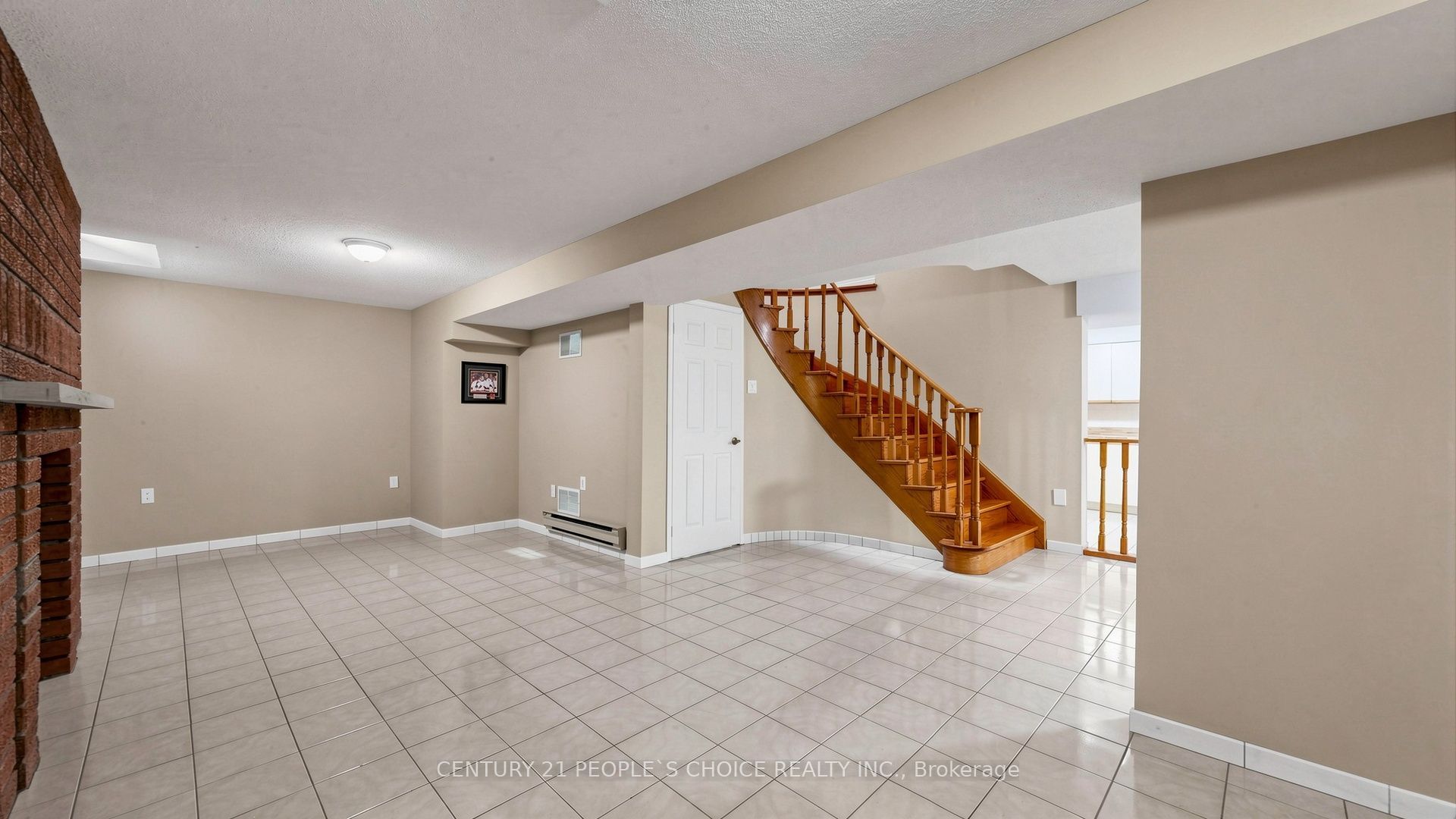 82 Embassy Drive Property Photo 21