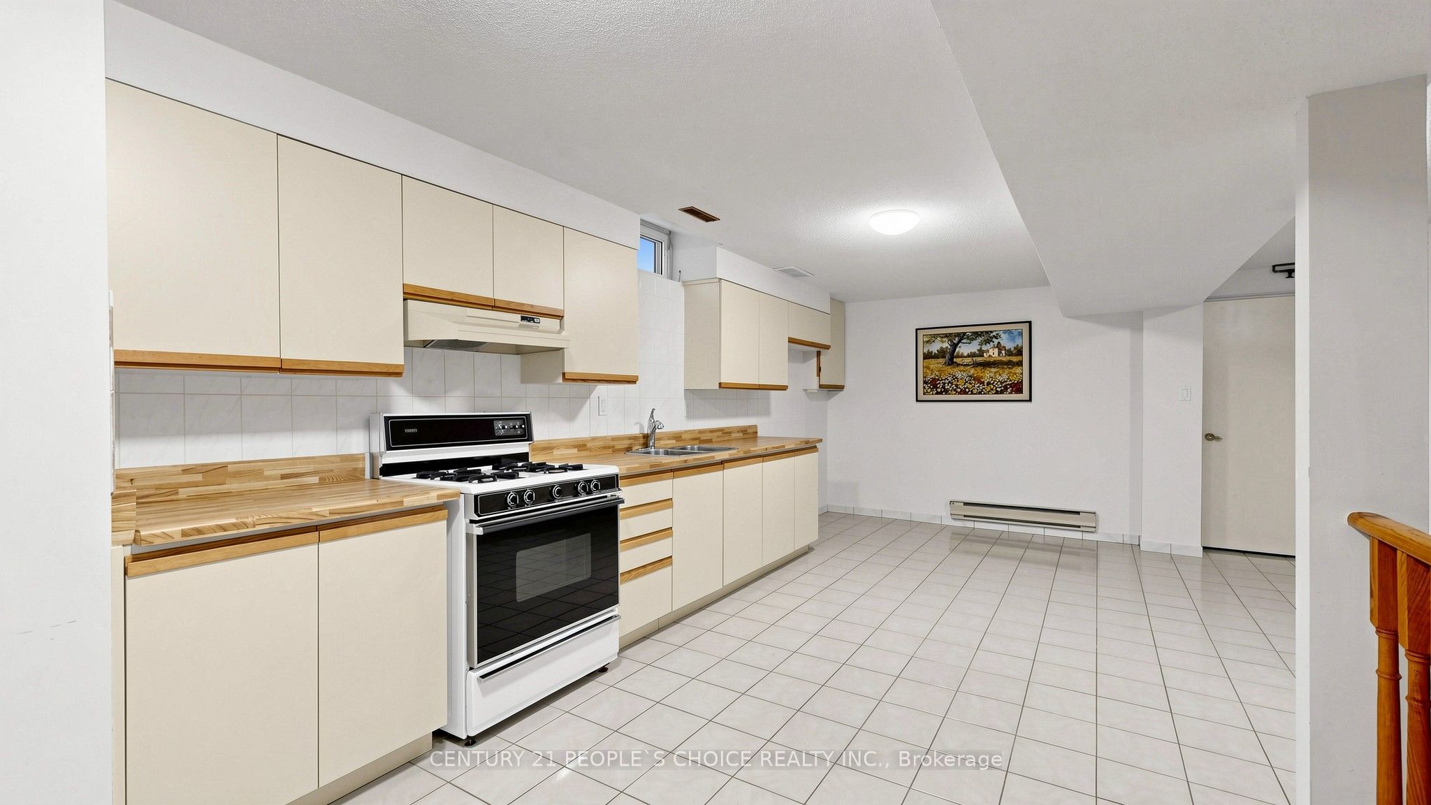82 Embassy Drive Property Photo 23